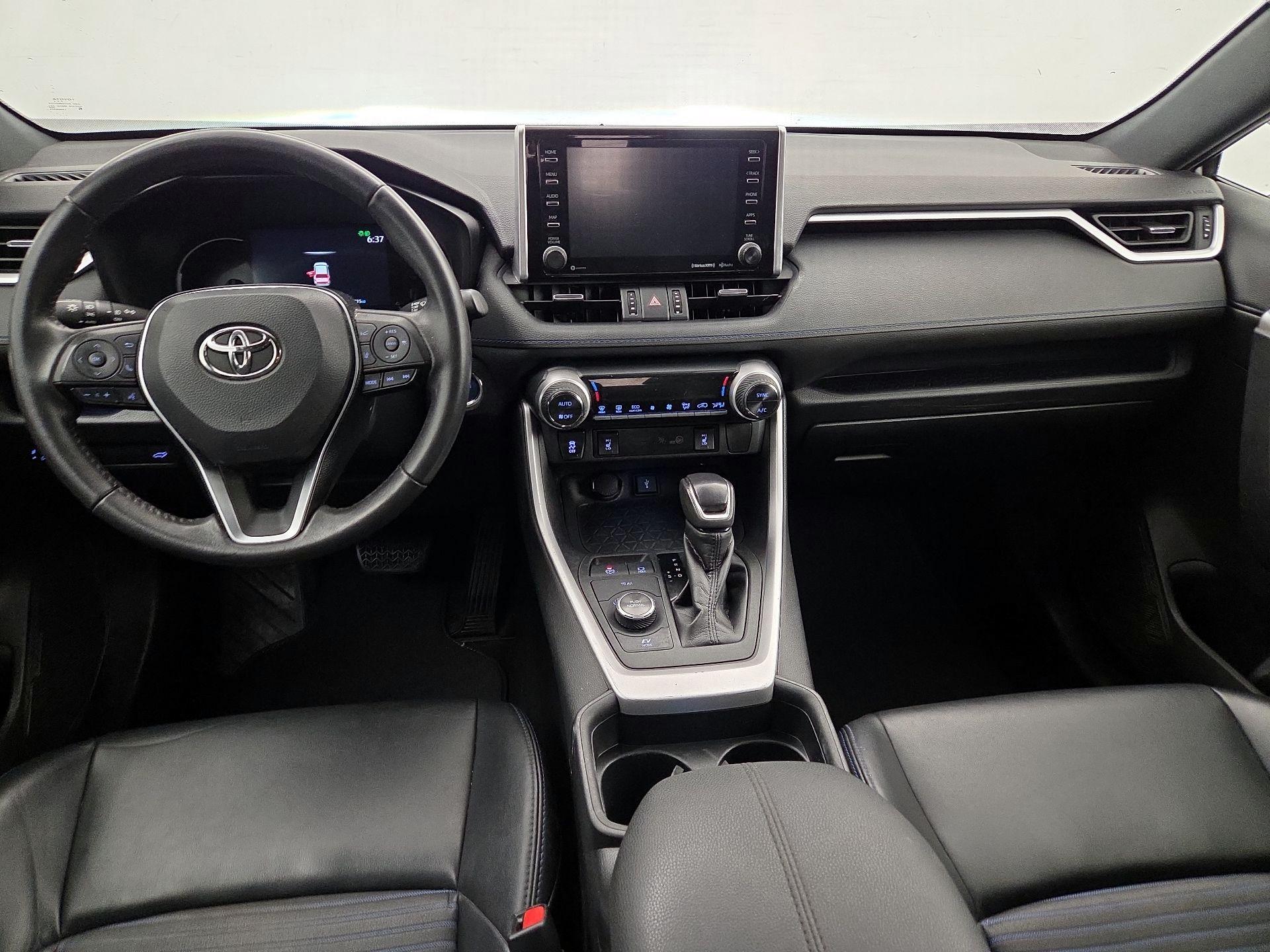 Thumbnail: 2020 Toyota RAV4 - 9