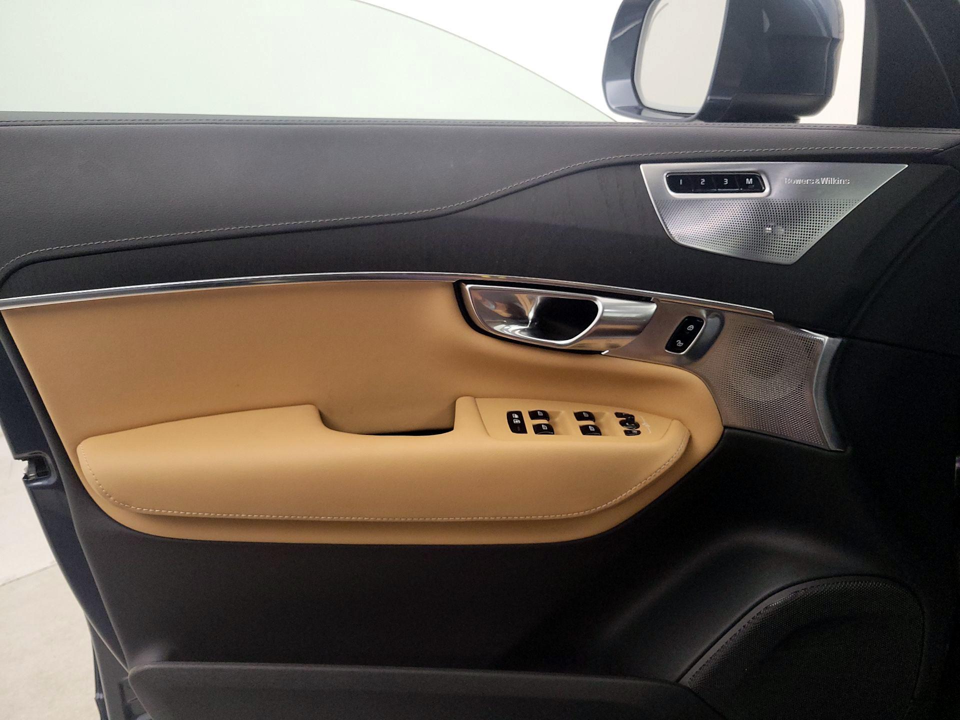 Thumbnail: 2025 Volvo XC90 - 12