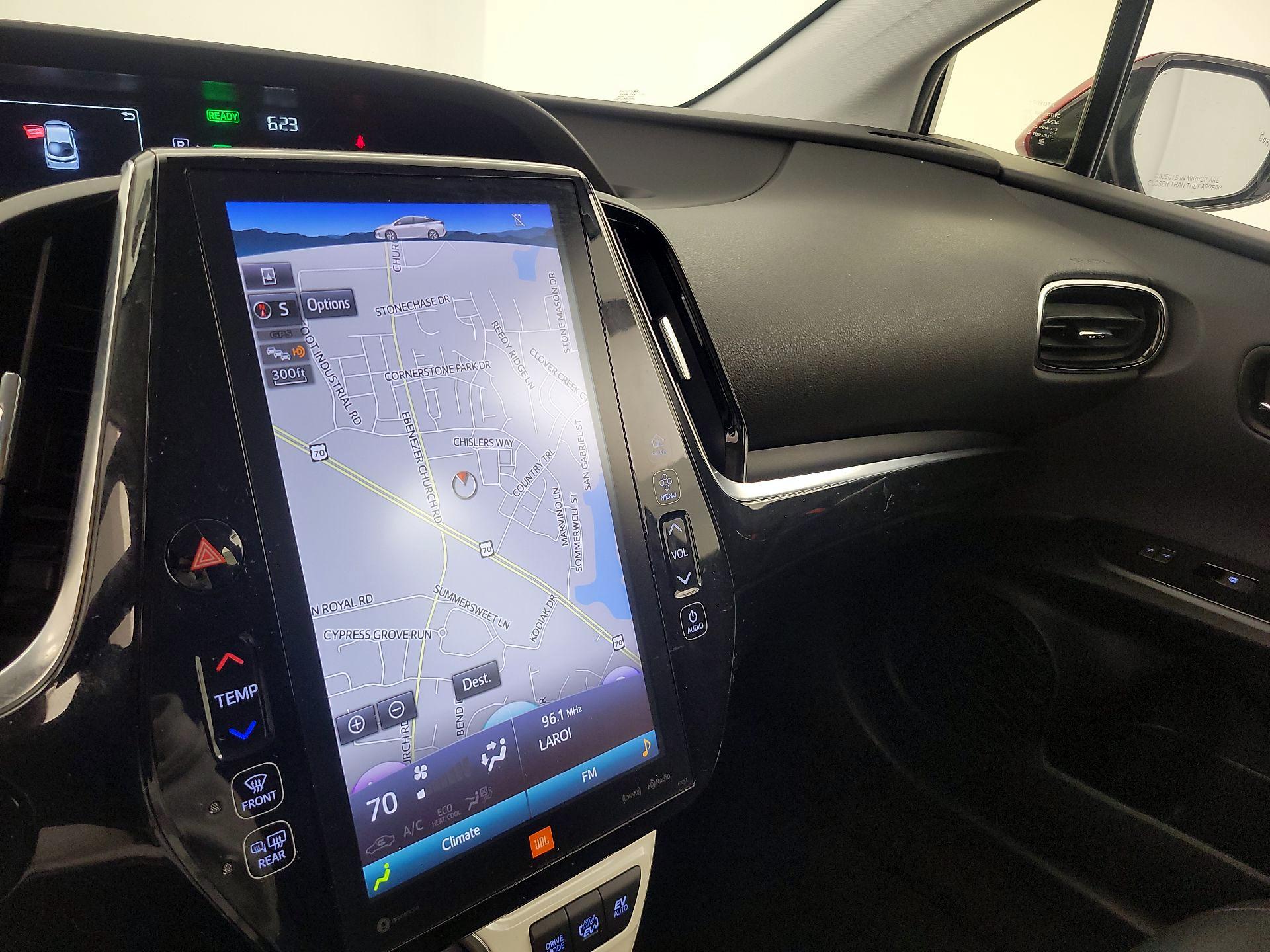 Thumbnail: 2017 Toyota Prius Prime - 14