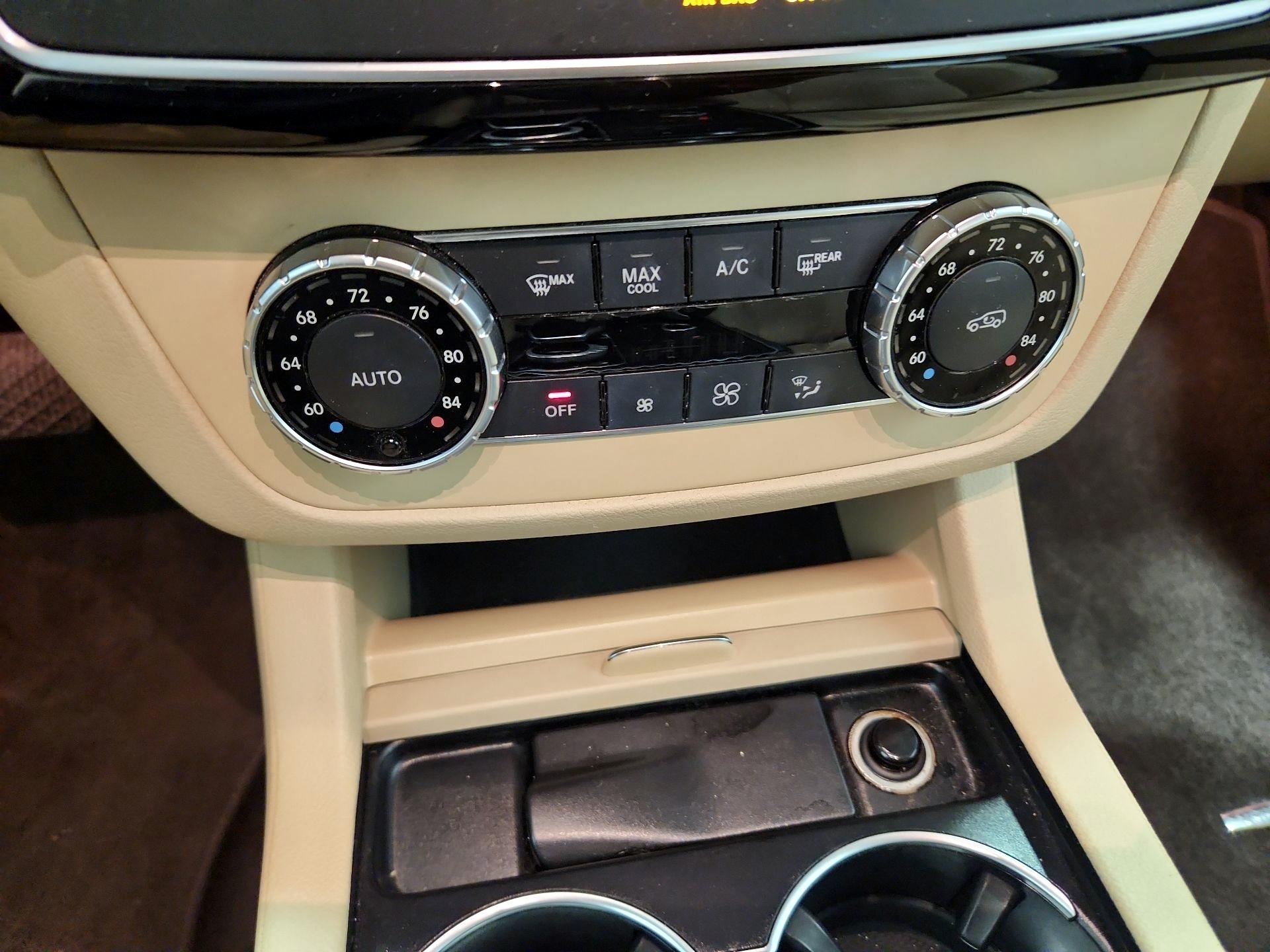 Thumbnail: 2017 Mercedes-Benz GLE - 17