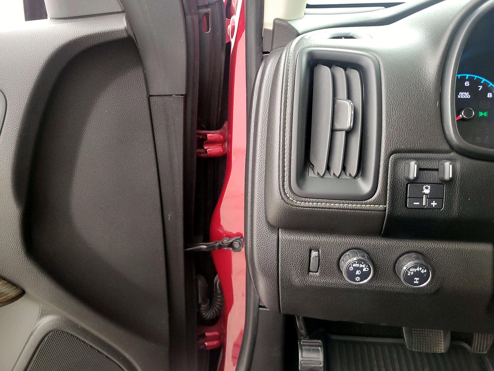 Thumbnail: 2018 GMC Canyon - 13