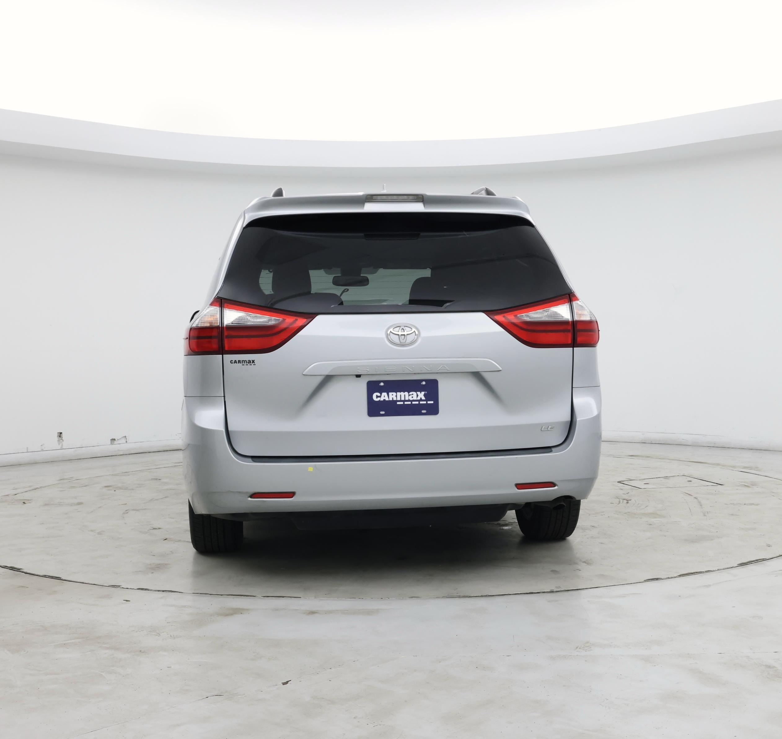 Thumbnail: 2020 Toyota Sienna - 6