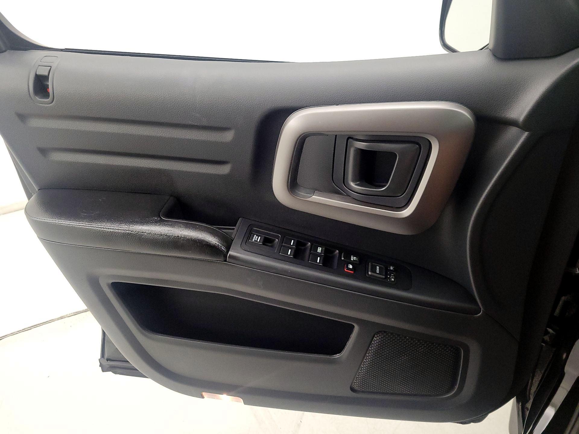 Thumbnail: 2014 Honda Ridgeline - 12