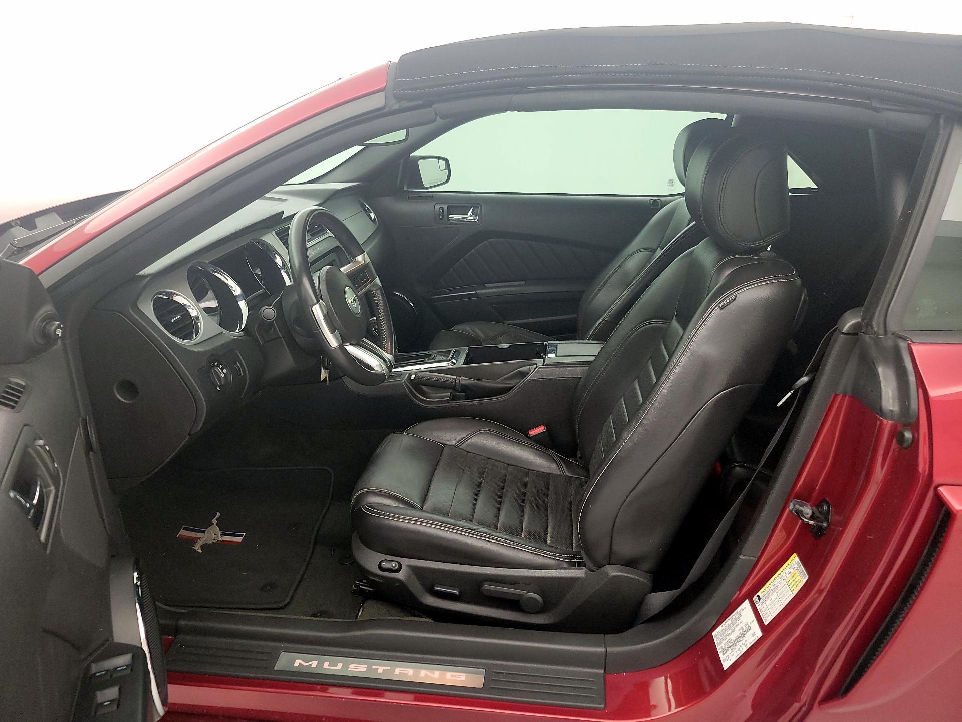 Thumbnail: 2014 Ford Mustang - 11