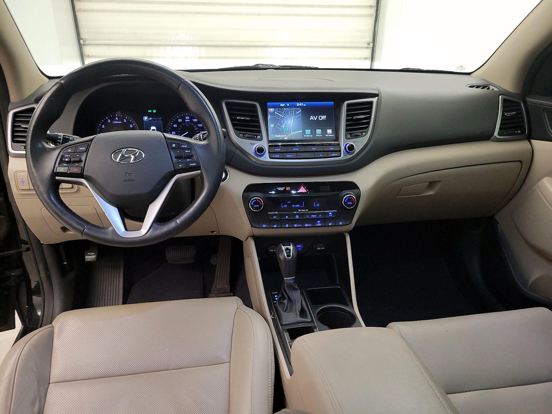 Thumbnail: 2018 Hyundai Tucson - 9