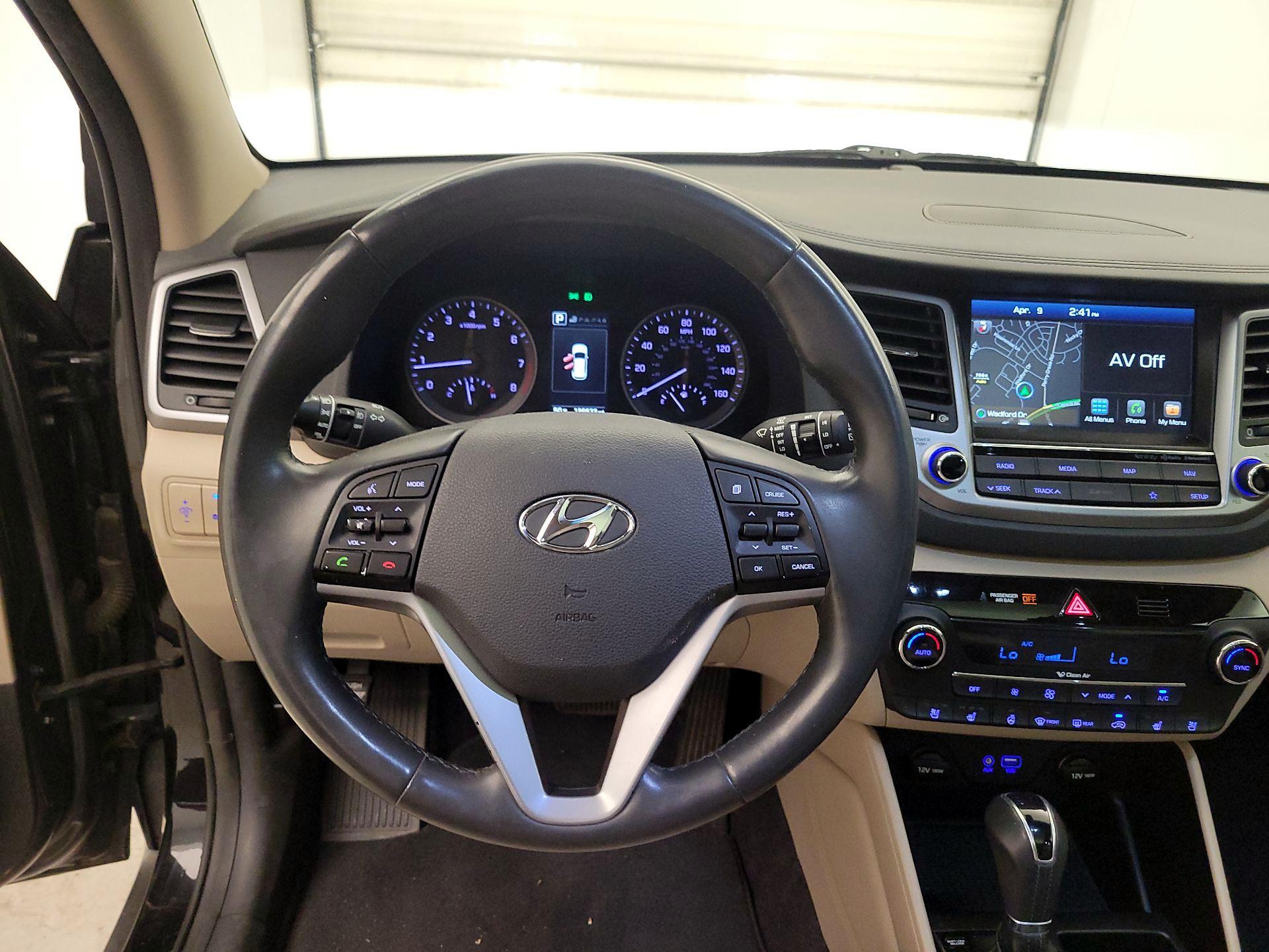 Thumbnail: 2018 Hyundai Tucson - 10