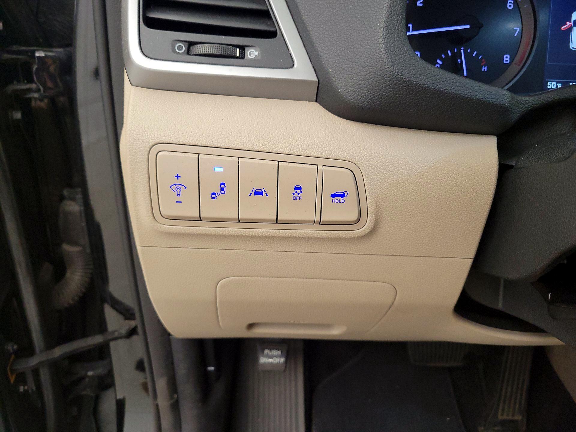 Thumbnail: 2018 Hyundai Tucson - 13