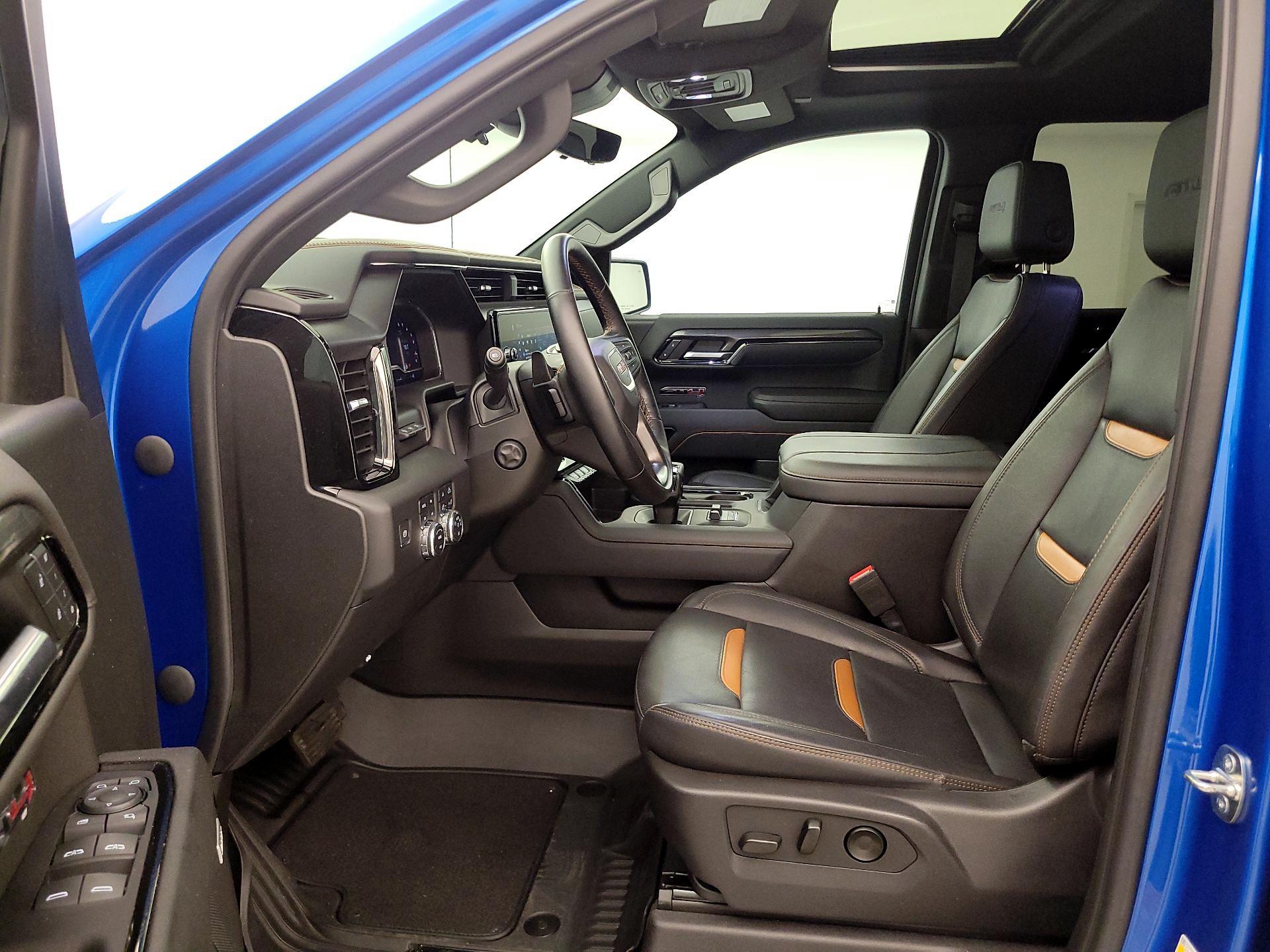 Thumbnail: 2023 GMC Sierra 1500 - 11