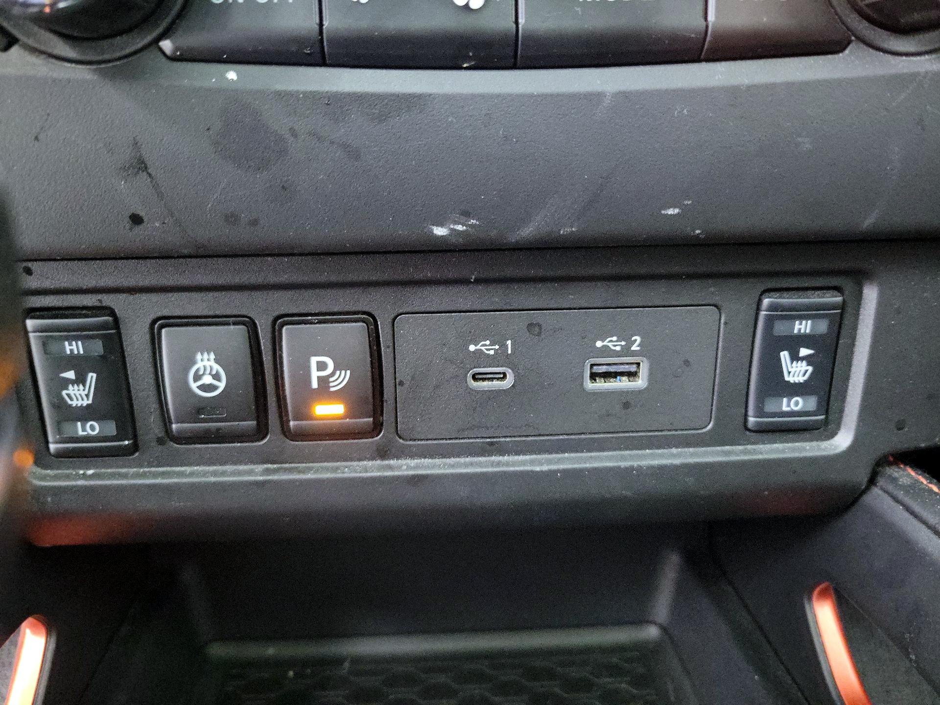 Thumbnail: 2024 Nissan Frontier - 19