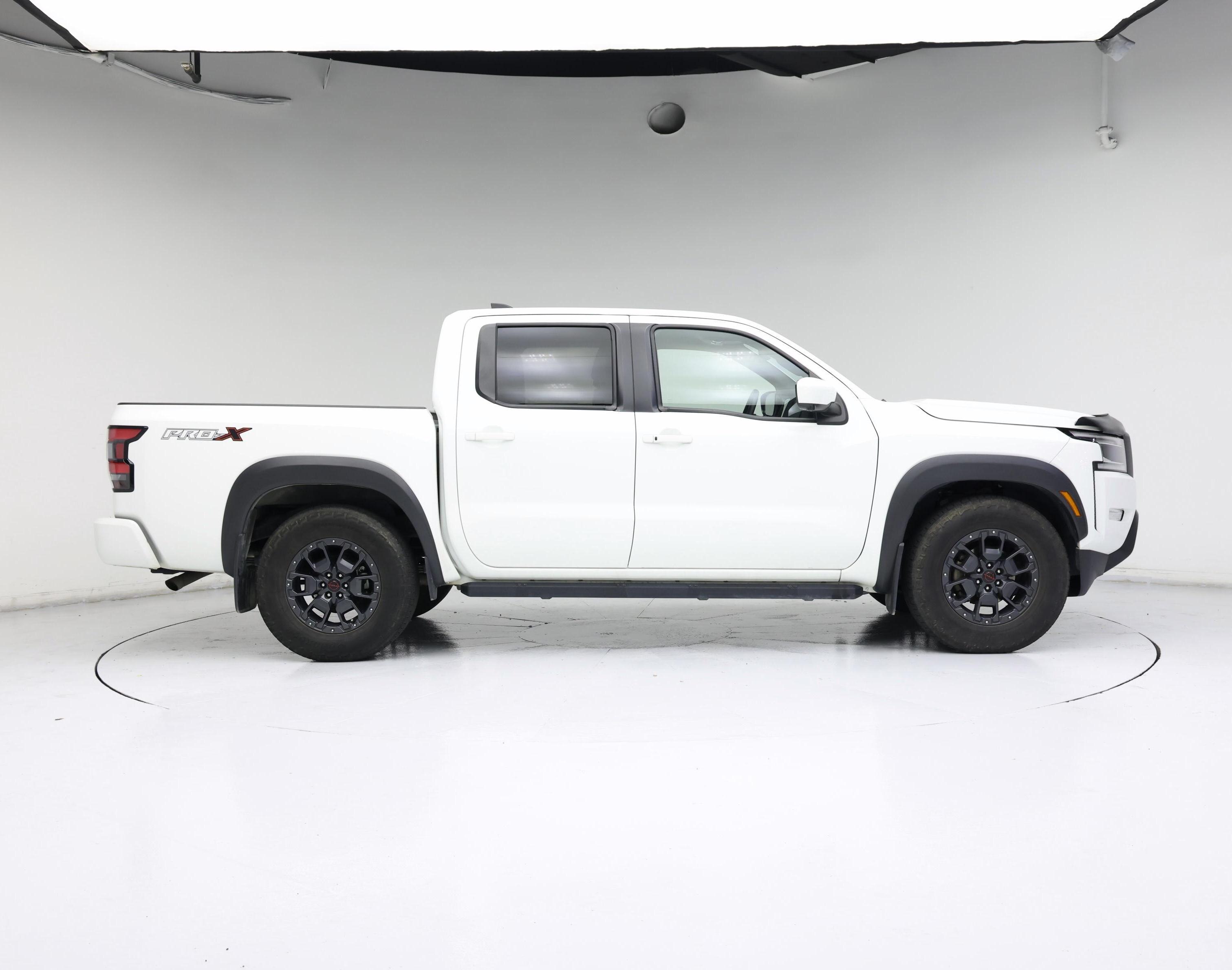 Thumbnail: 2024 Nissan Frontier - 7