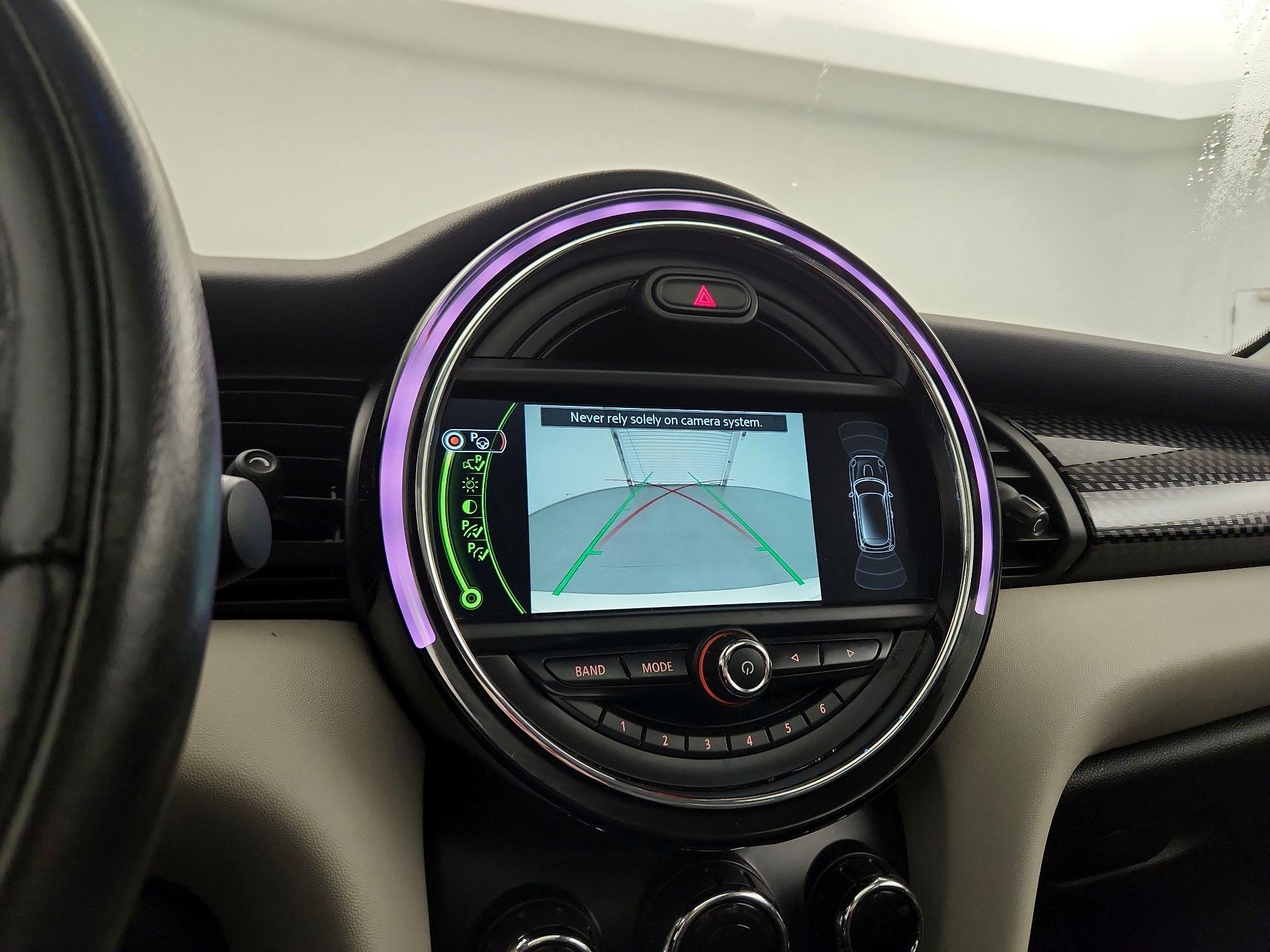 Thumbnail: 2018 MINI Cooper Hardtop - 13