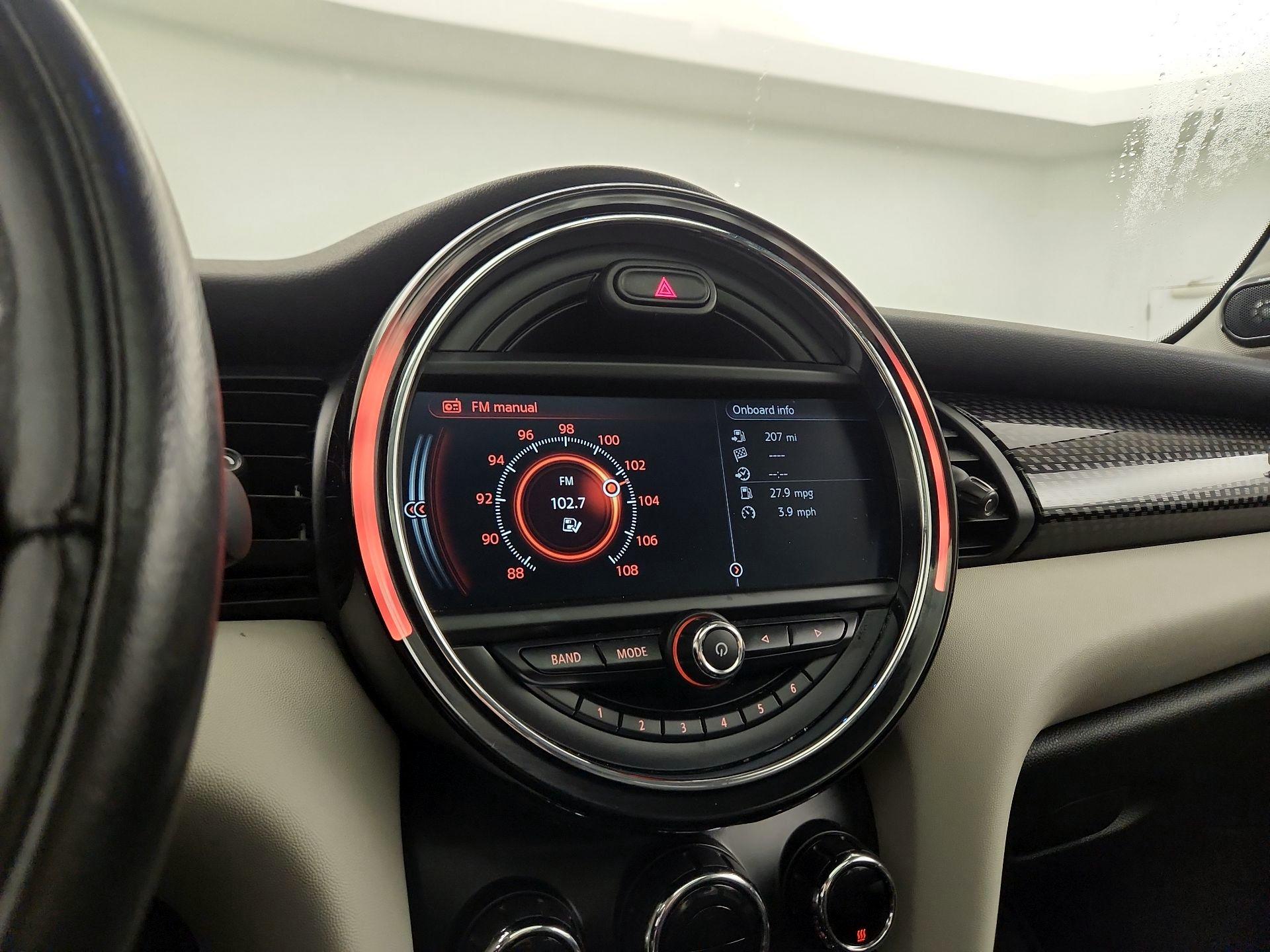 Thumbnail: 2018 MINI Cooper Hardtop - 14