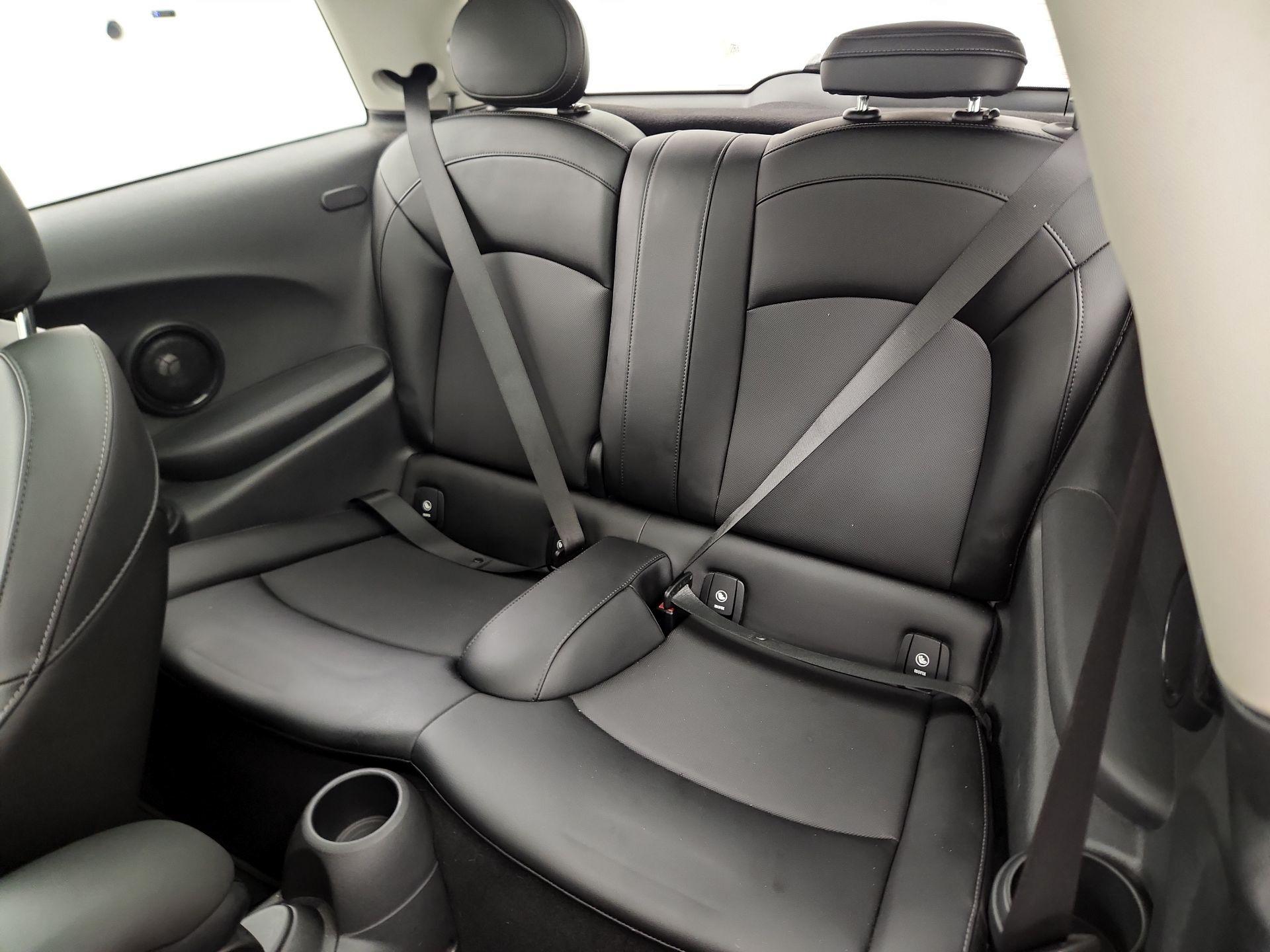 Thumbnail: 2018 MINI Cooper Hardtop - 19