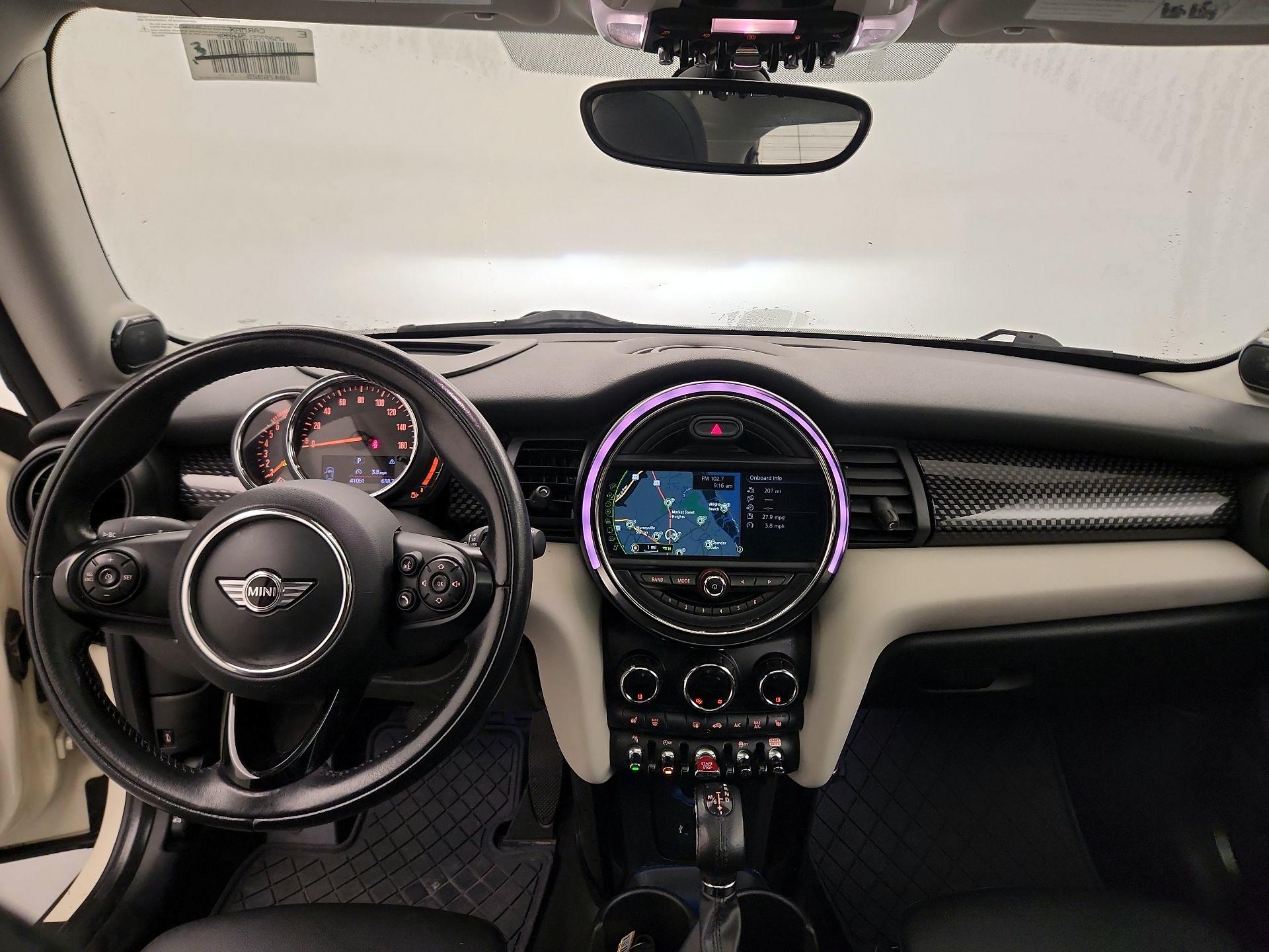 Thumbnail: 2018 MINI Cooper Hardtop - 8