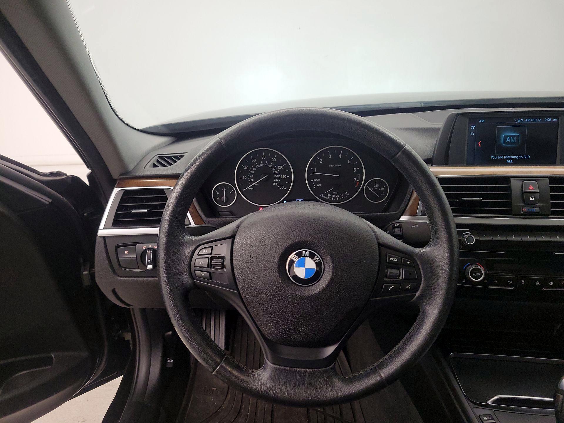 Thumbnail: 2018 BMW 3 Series - 10