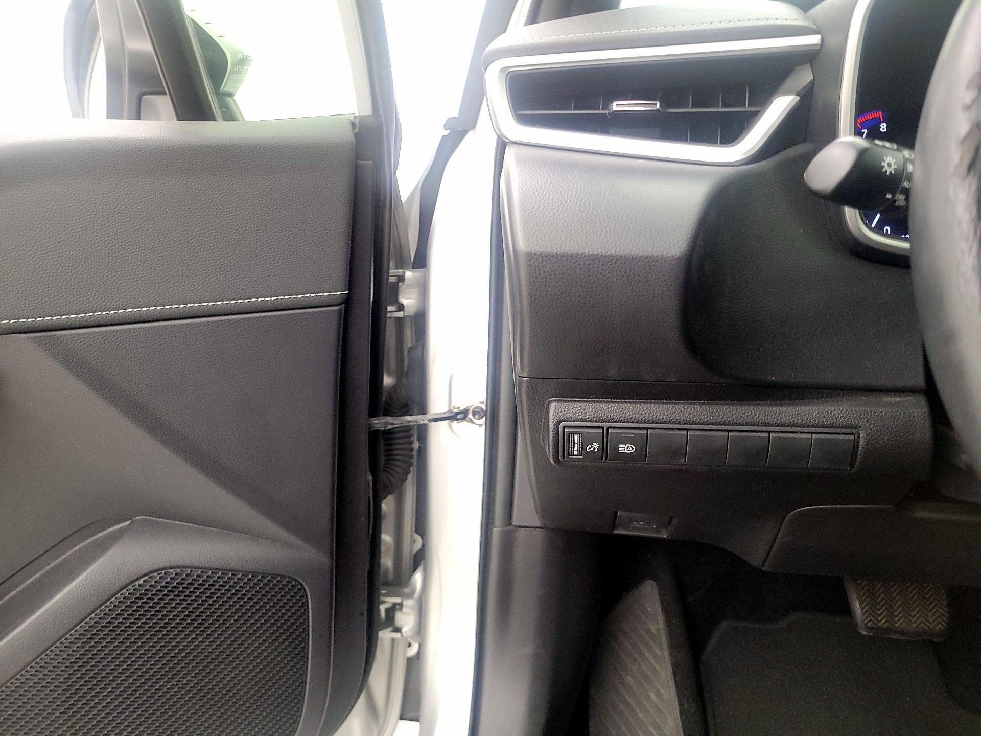 Thumbnail: 2022 Toyota Corolla - 13