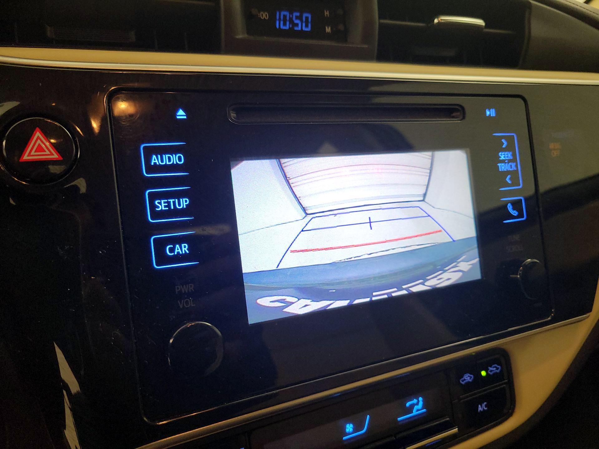 Thumbnail: 2018 Toyota Corolla - 14