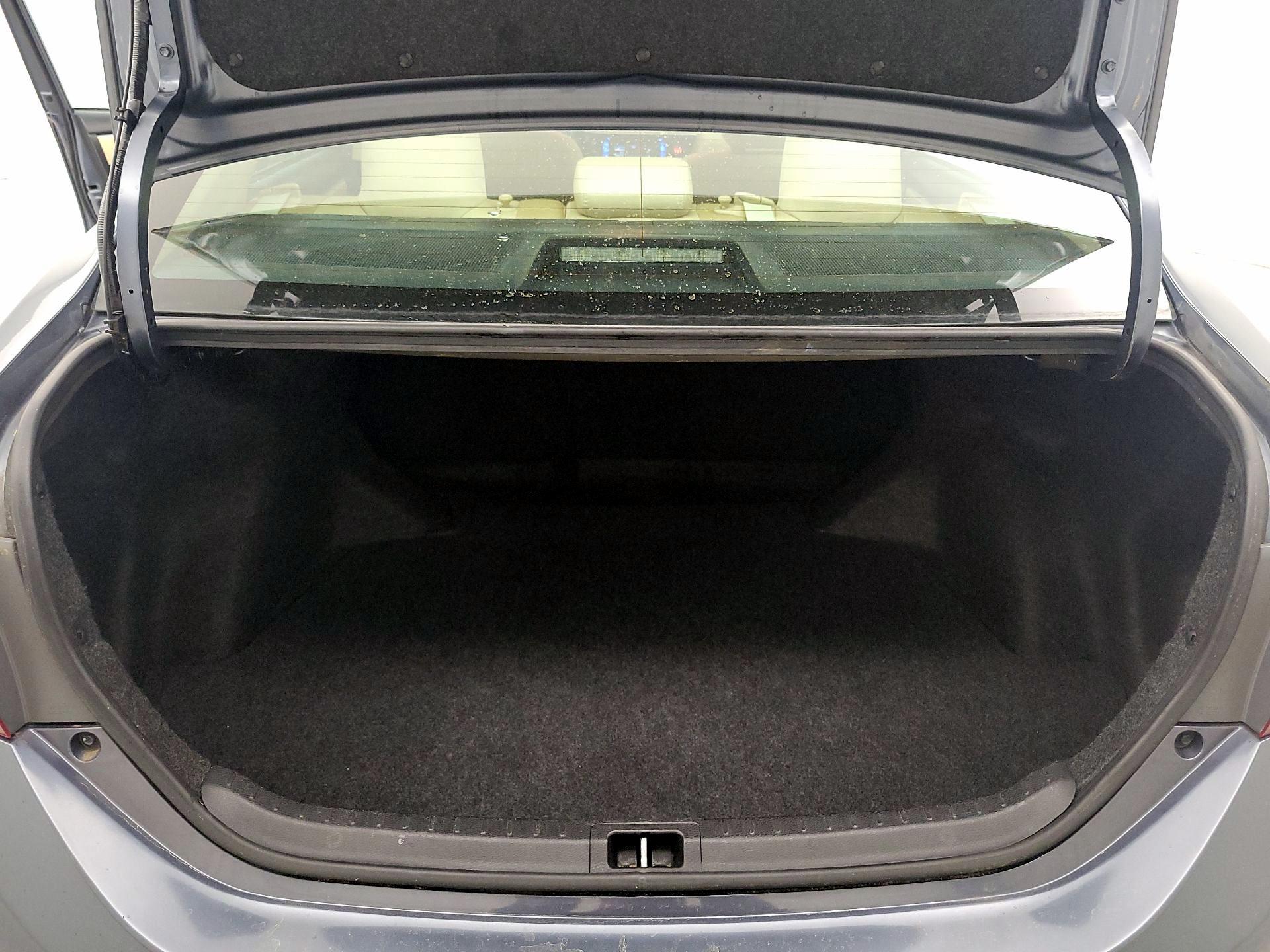 Thumbnail: 2018 Toyota Corolla - 20