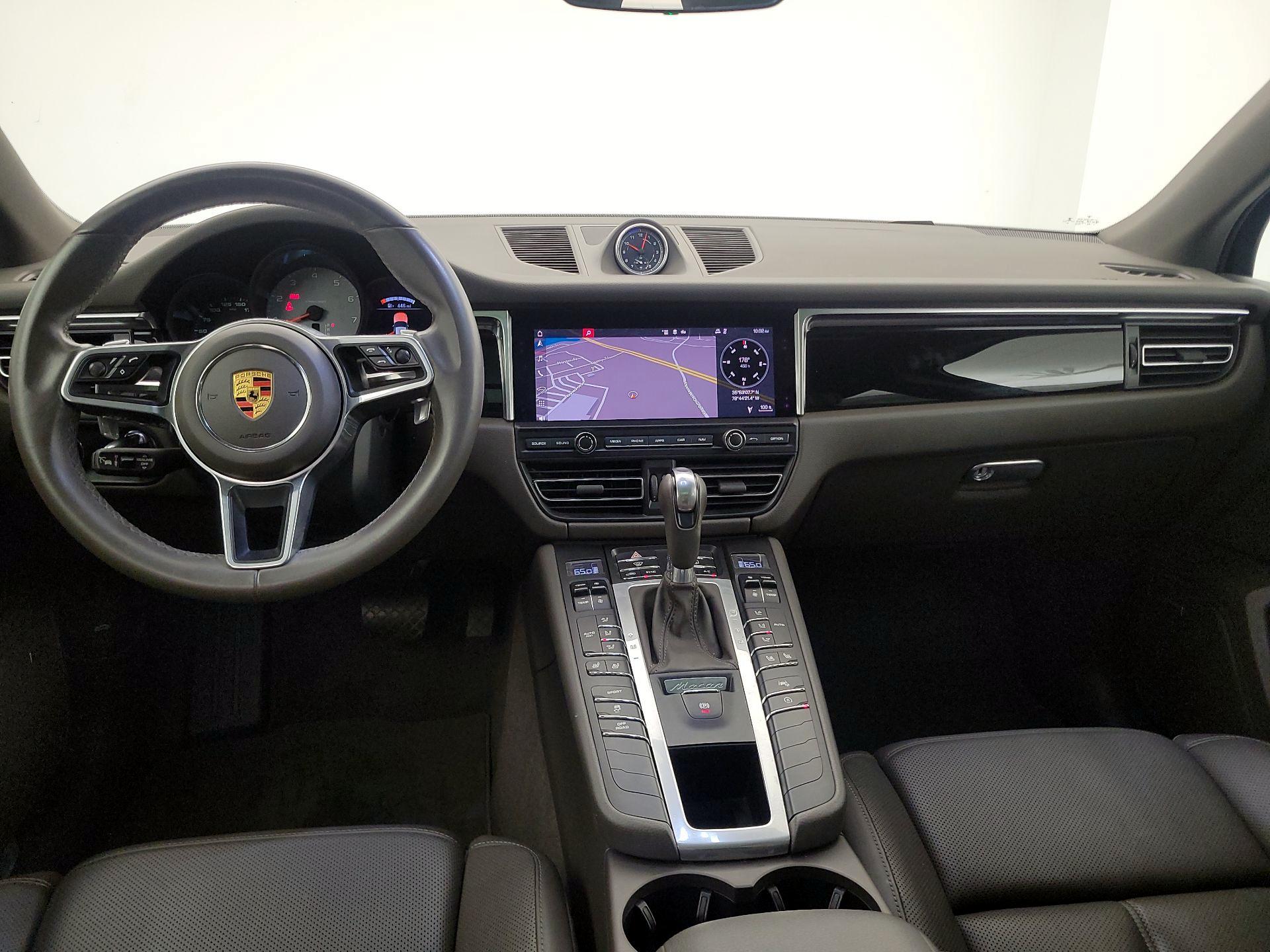 Thumbnail: 2021 Porsche Macan - 9