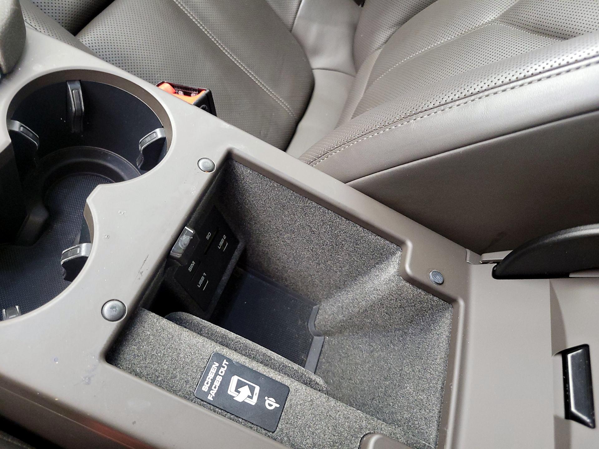 Thumbnail: 2021 Porsche Macan - 19