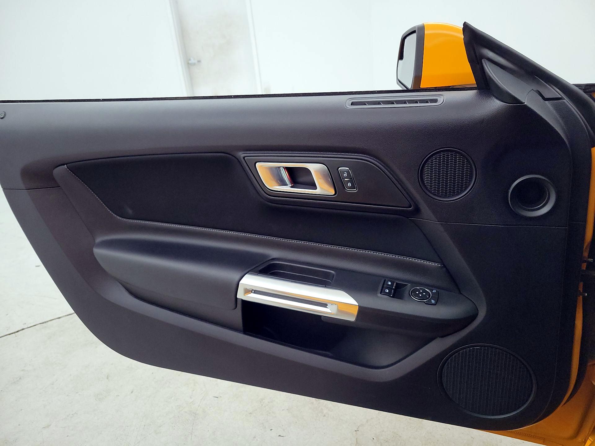 Thumbnail: 2019 Ford Mustang - 12