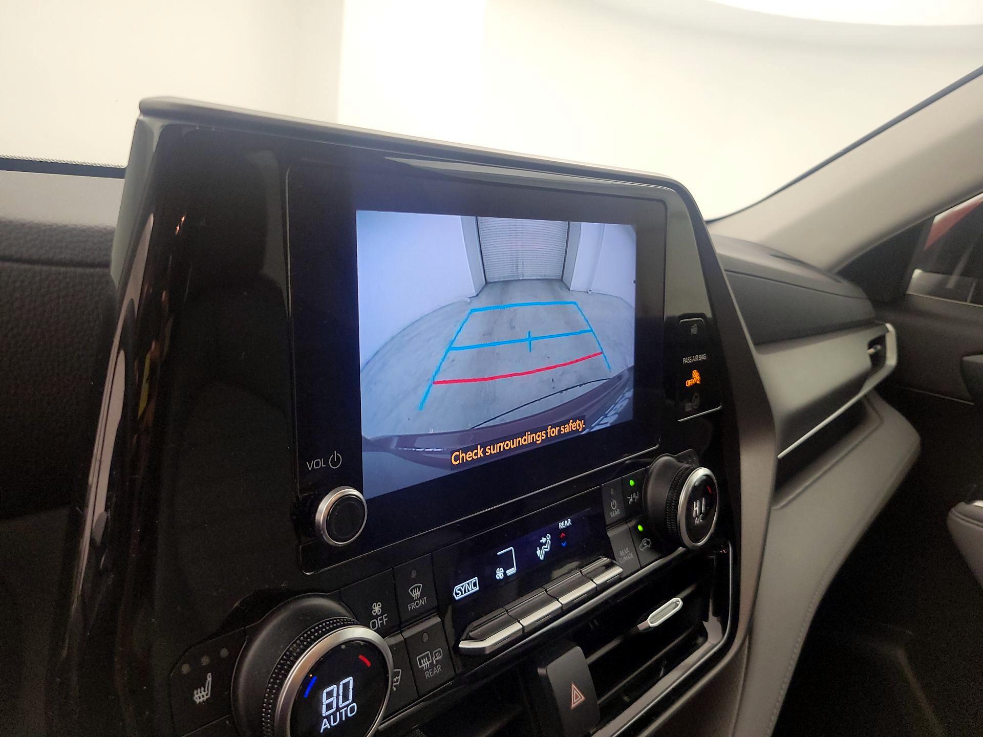 Thumbnail: 2023 Toyota Highlander - 14