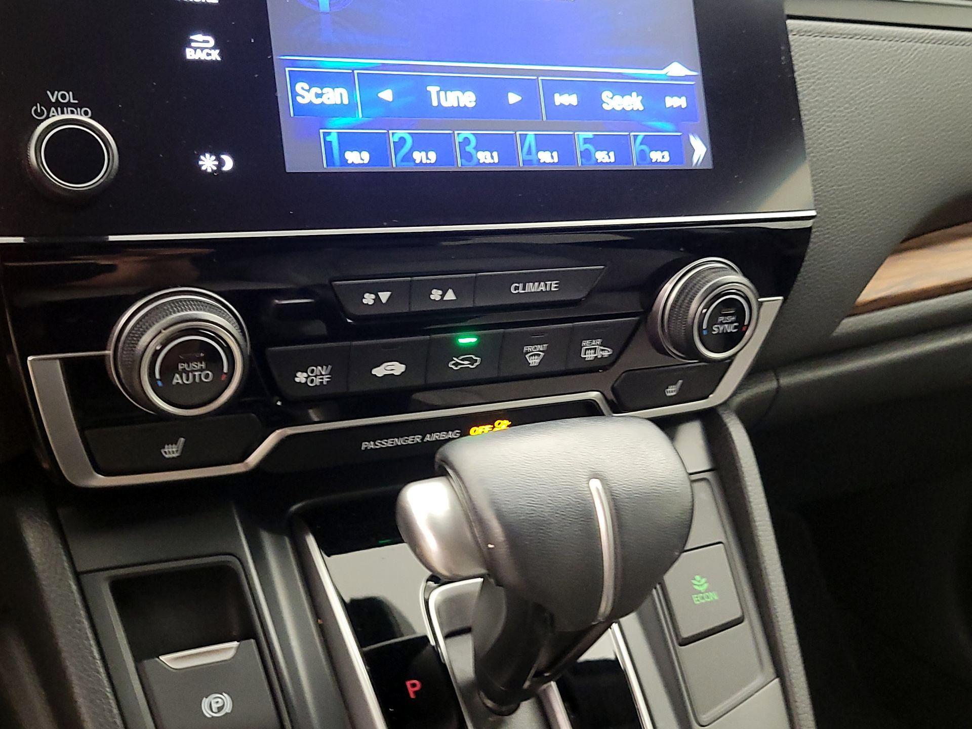 Thumbnail: 2019 Honda CR-V - 16