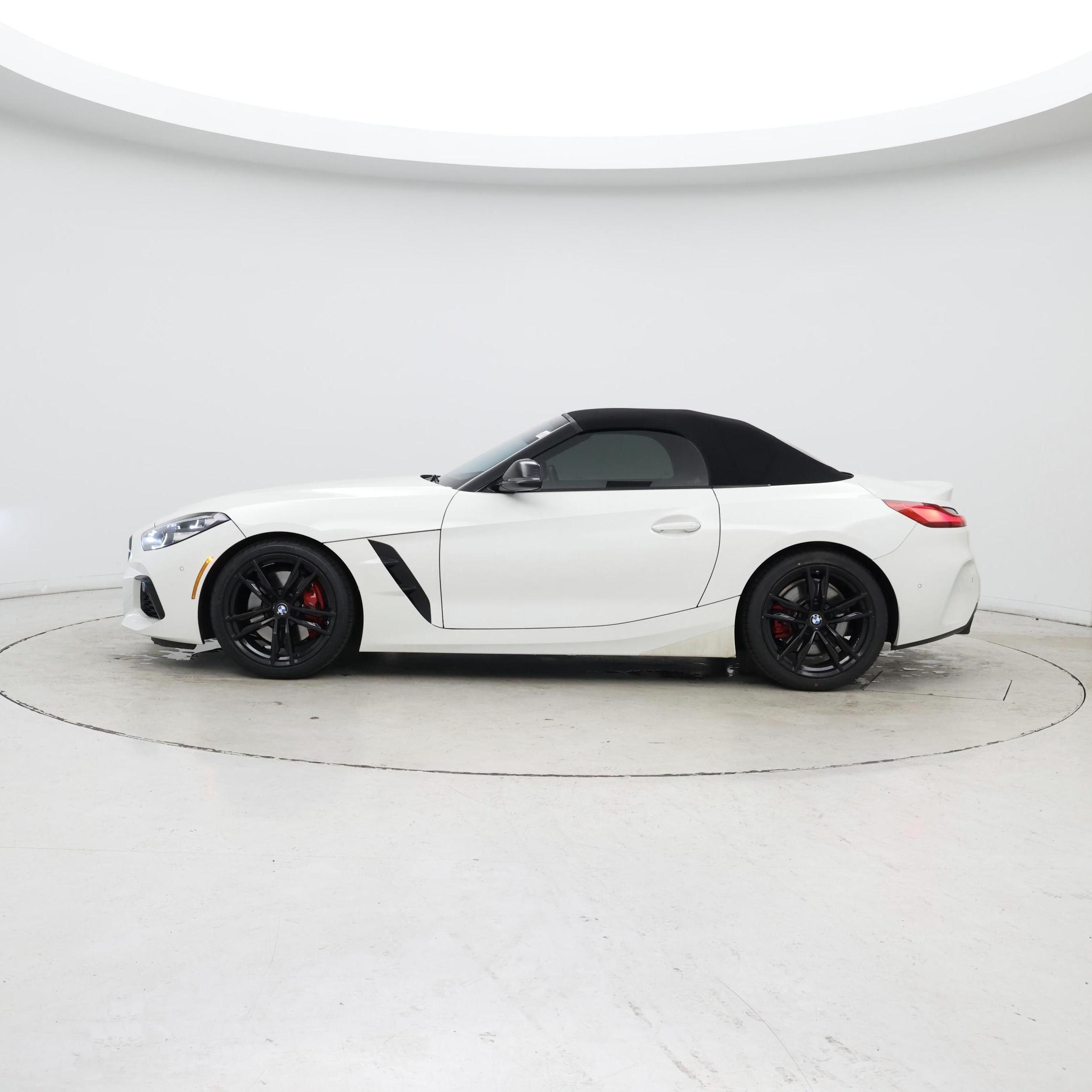 Thumbnail: 2021 BMW Z4 - 3