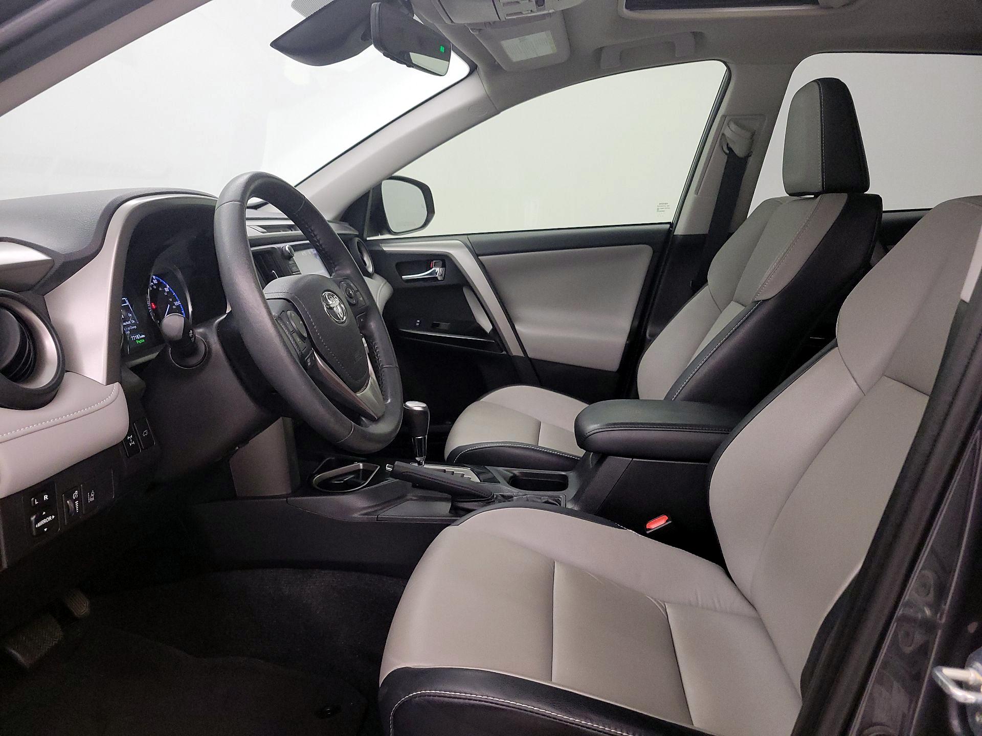 Thumbnail: 2017 Toyota RAV4 - 11