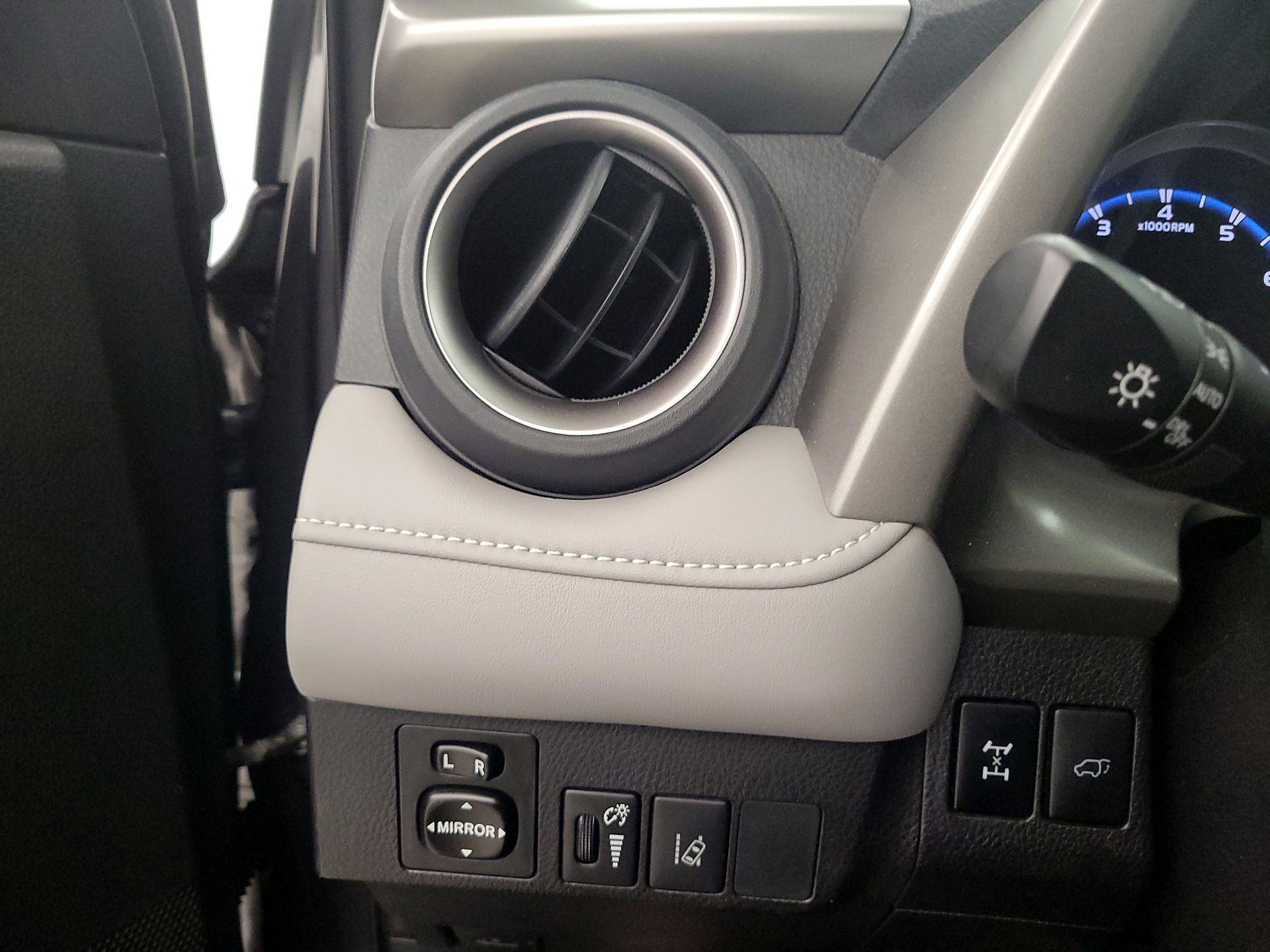 Thumbnail: 2017 Toyota RAV4 - 13