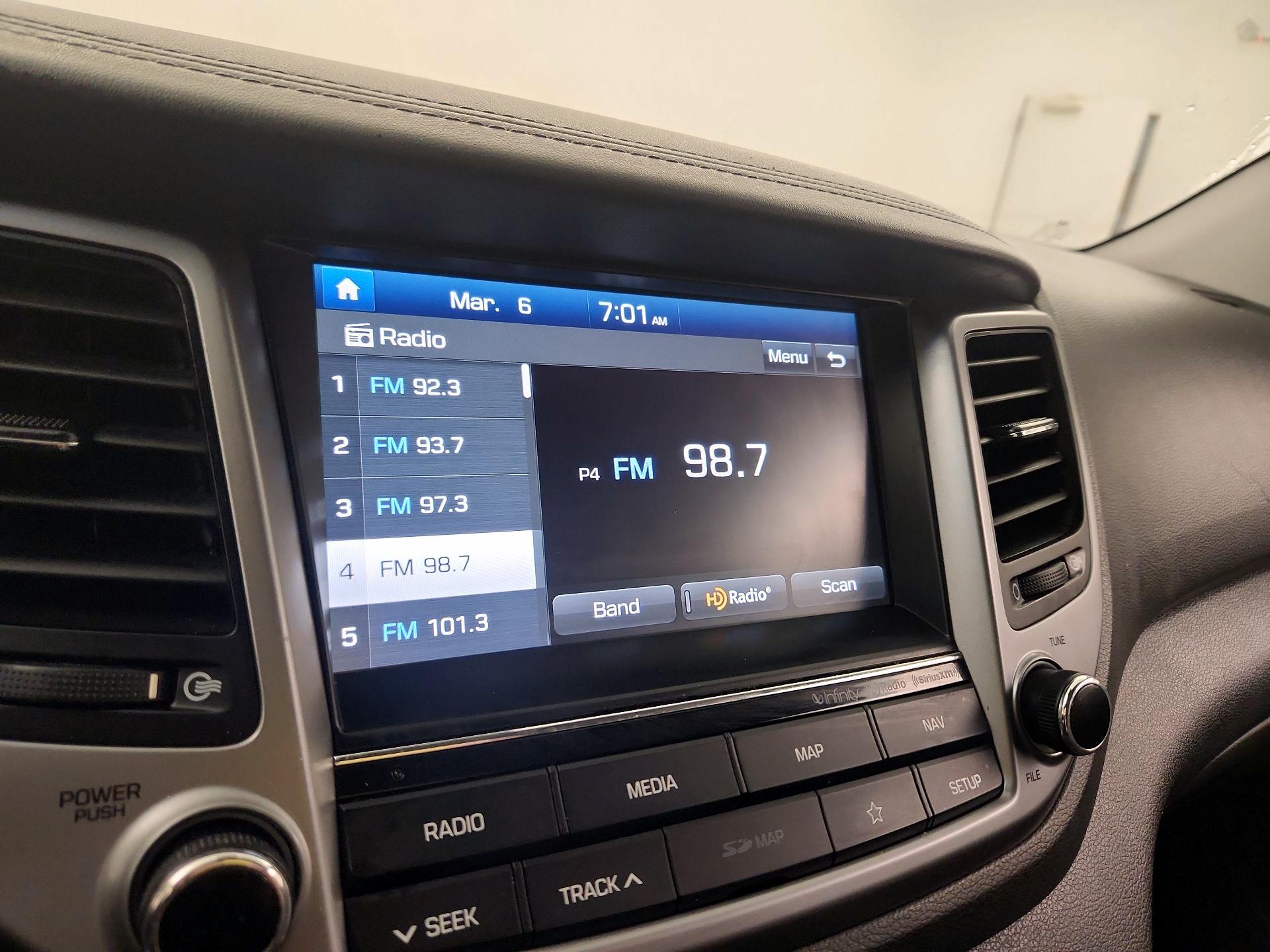 Thumbnail: 2018 Hyundai Tucson - 14