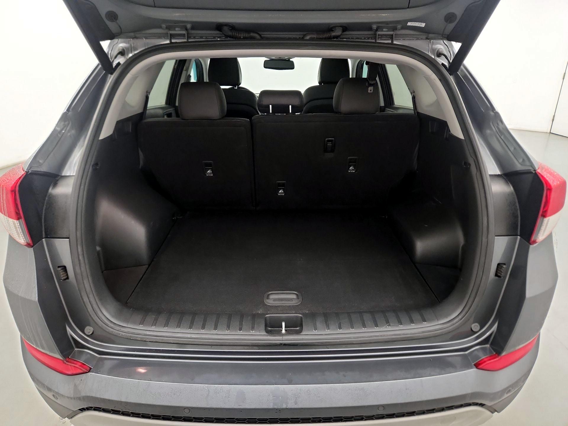 Thumbnail: 2018 Hyundai Tucson - 20