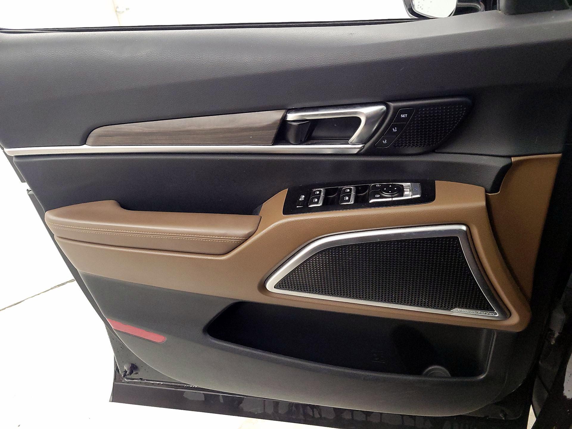 Thumbnail: 2020 Kia Telluride - 12