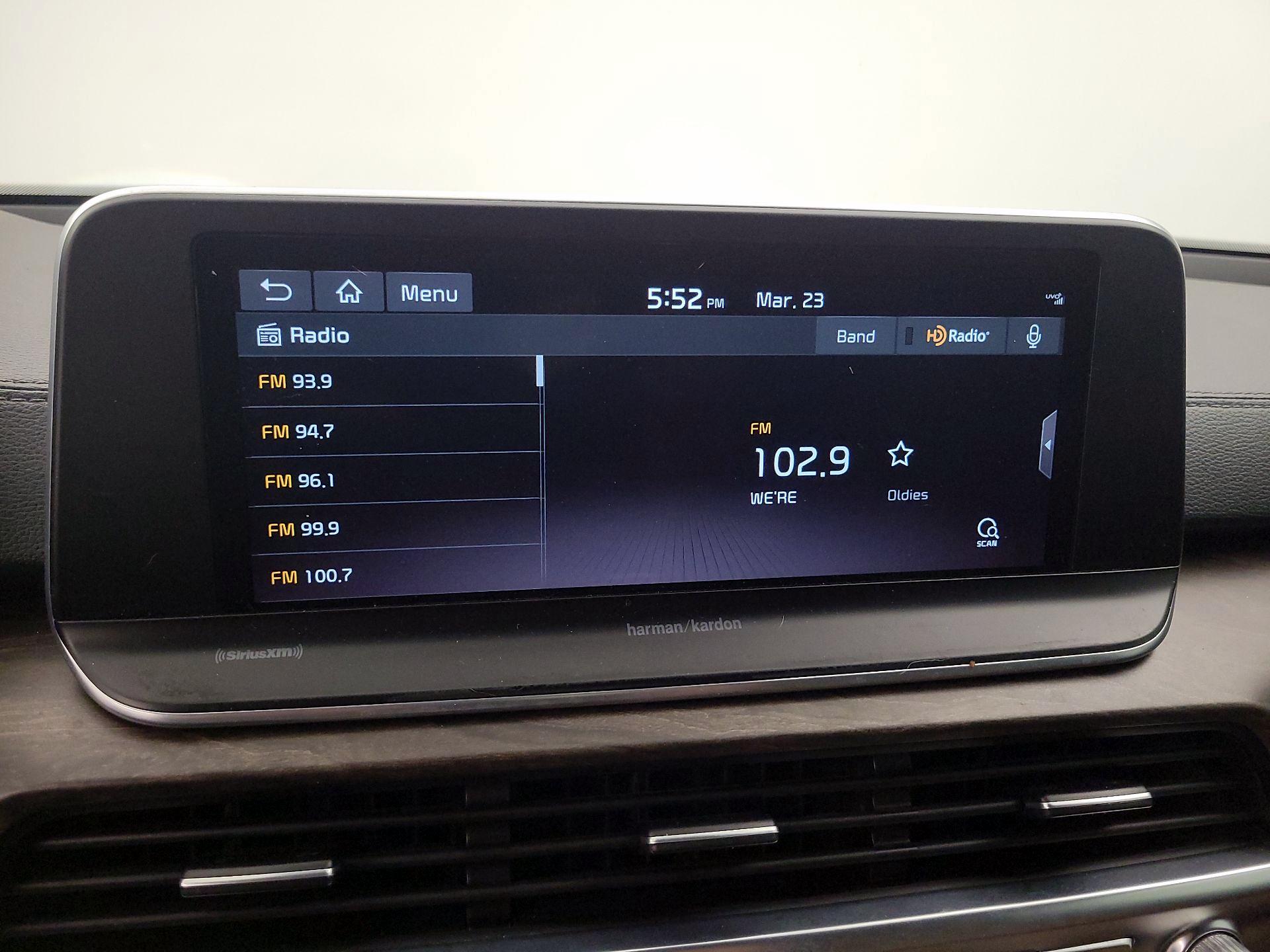 Thumbnail: 2020 Kia Telluride - 16