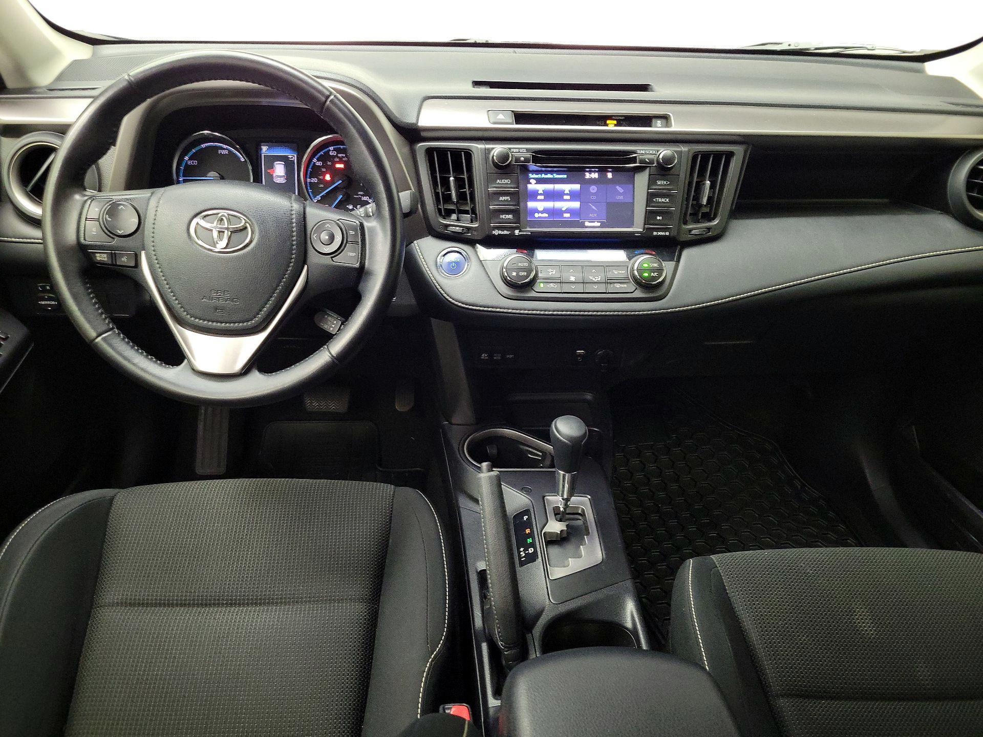 Thumbnail: 2016 Toyota RAV4 - 9