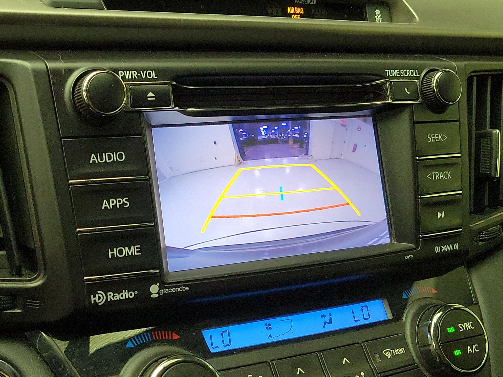 Thumbnail: 2016 Toyota RAV4 - 14