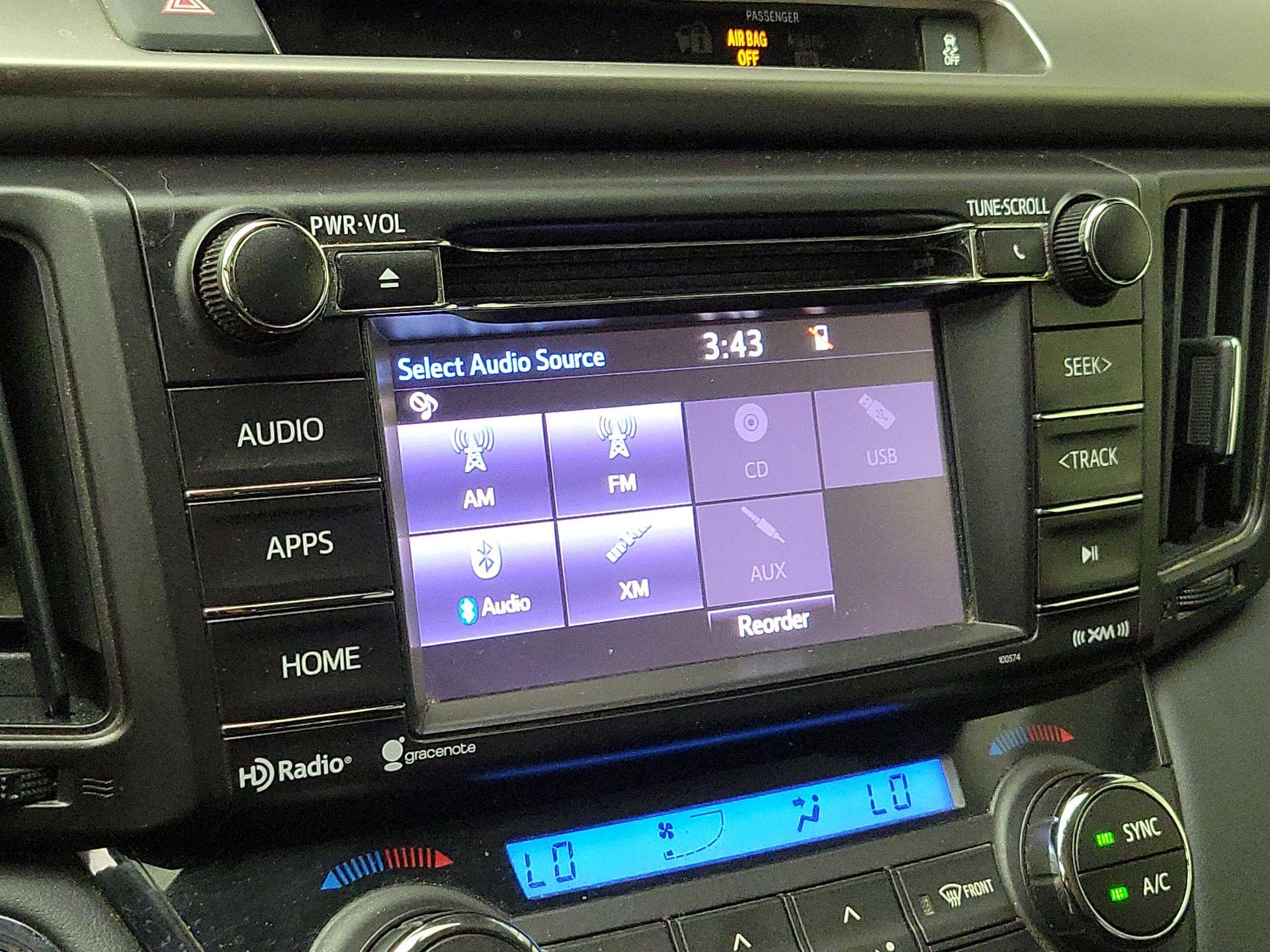 Thumbnail: 2016 Toyota RAV4 - 15