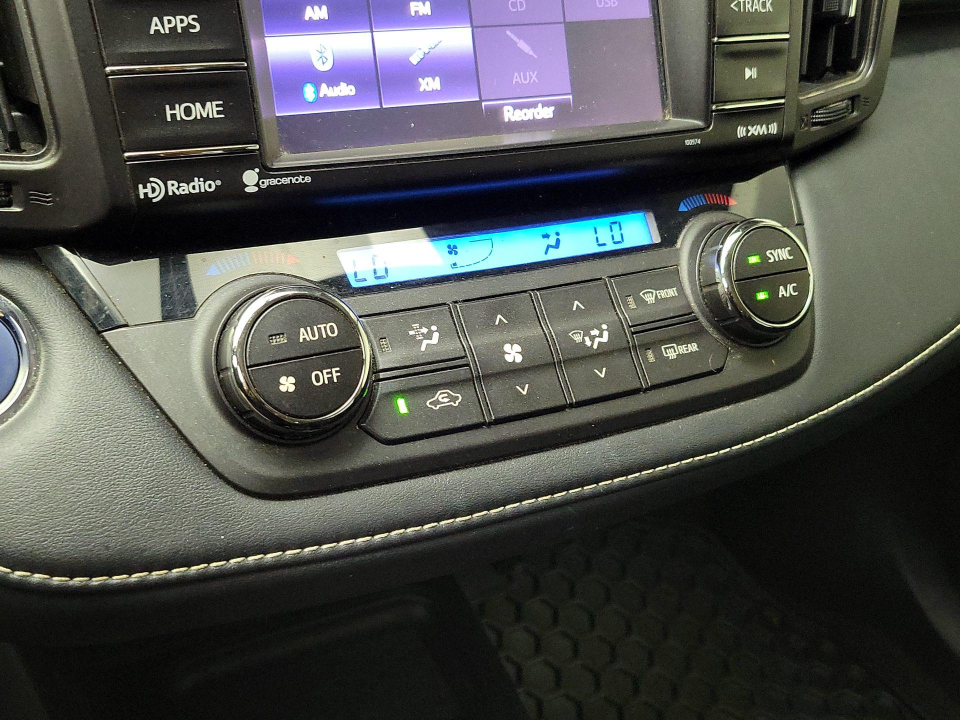 Thumbnail: 2016 Toyota RAV4 - 16