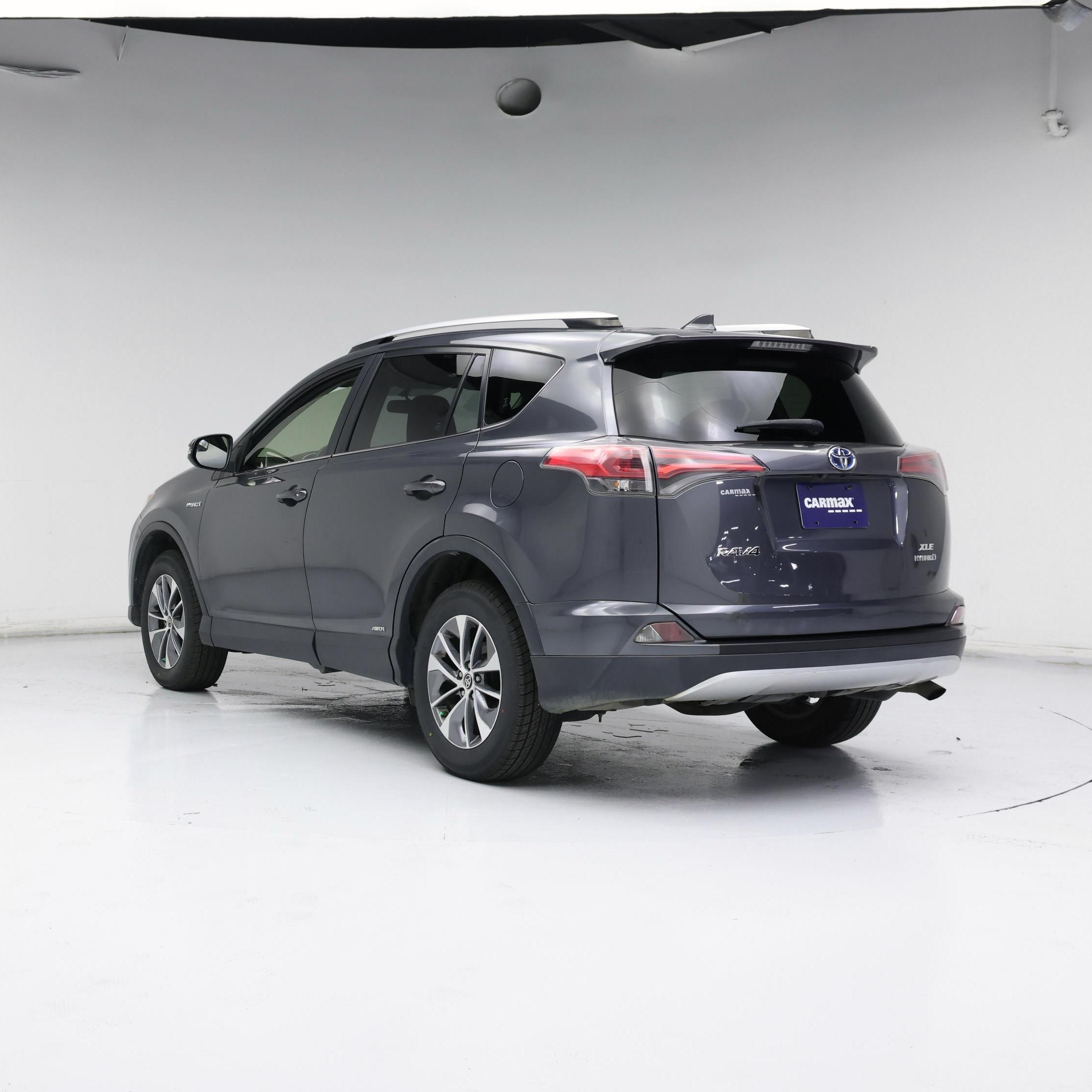 Thumbnail: 2016 Toyota RAV4 - 2