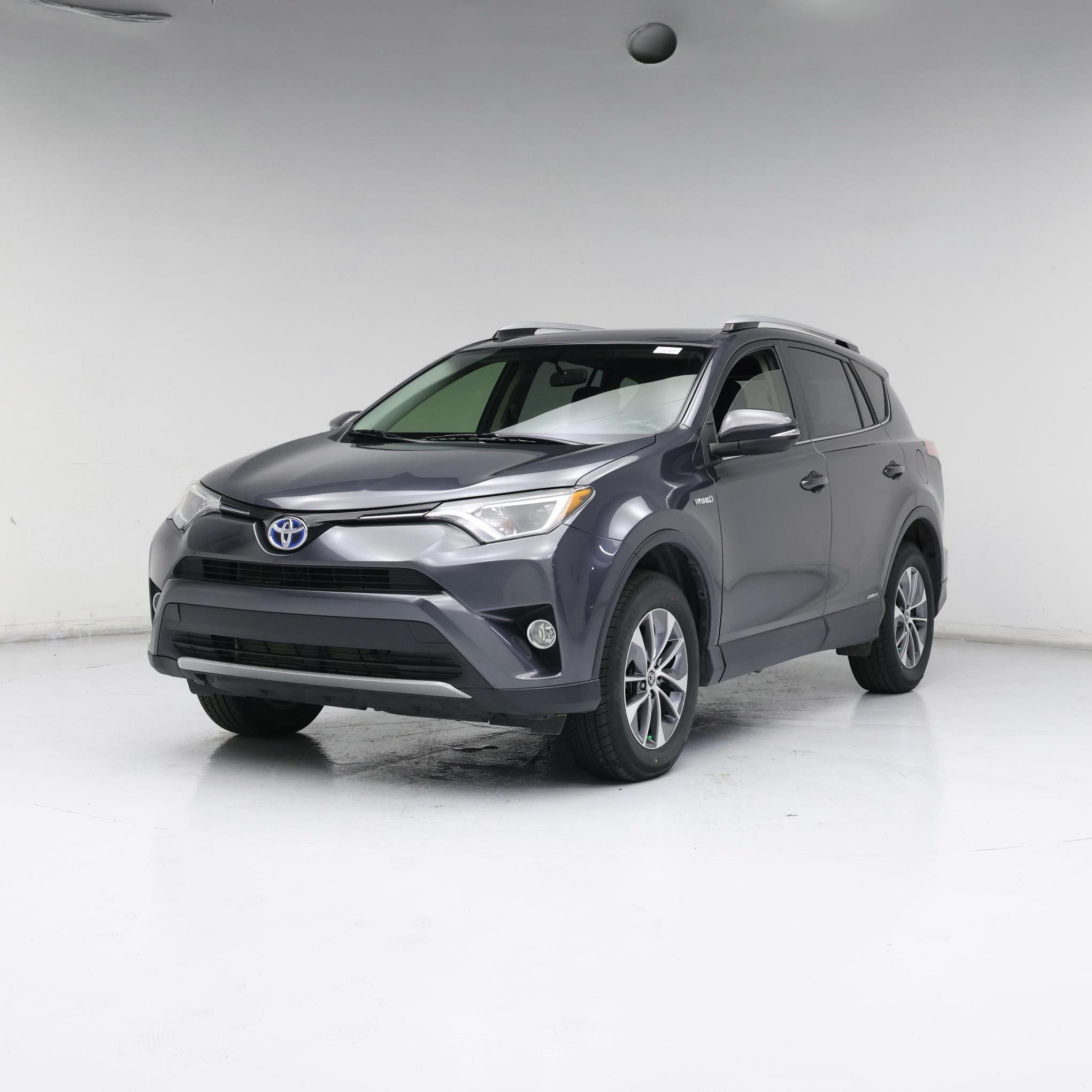 Thumbnail: 2016 Toyota RAV4 - 4