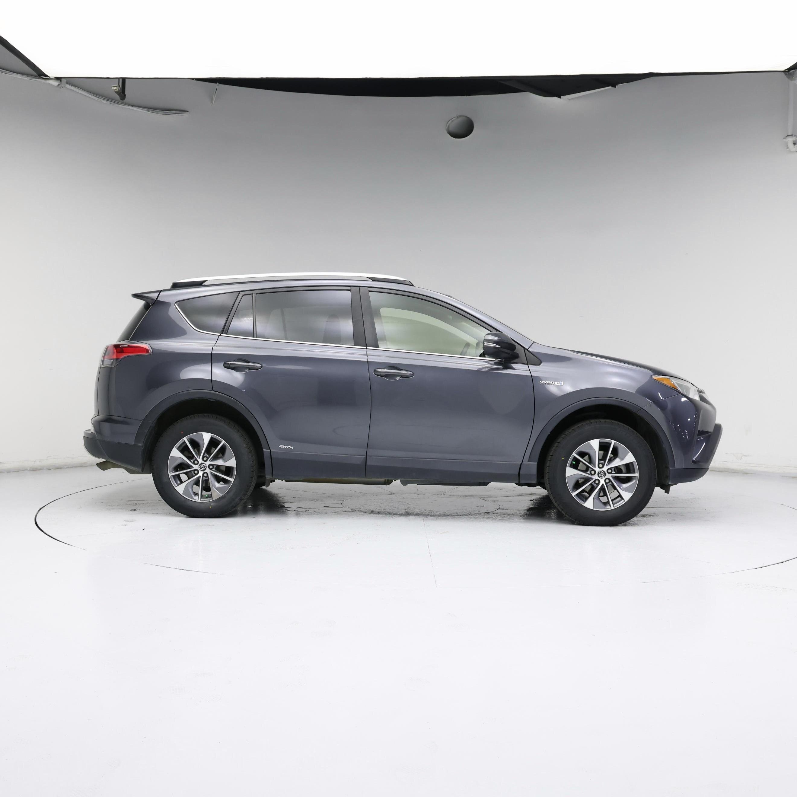 Thumbnail: 2016 Toyota RAV4 - 7
