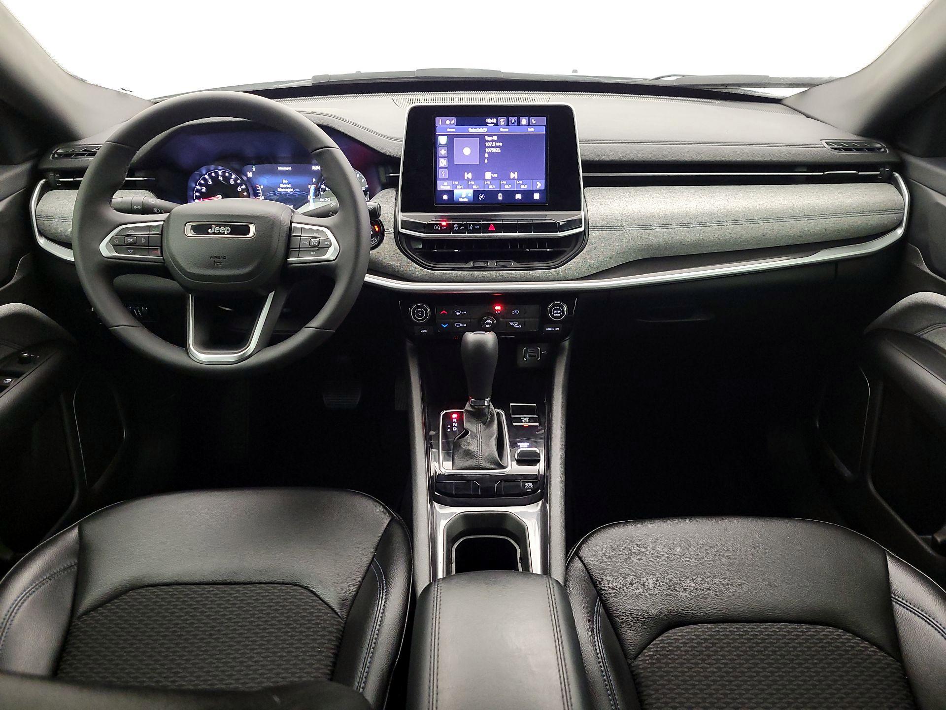 Thumbnail: 2025 Jeep Compass - 9