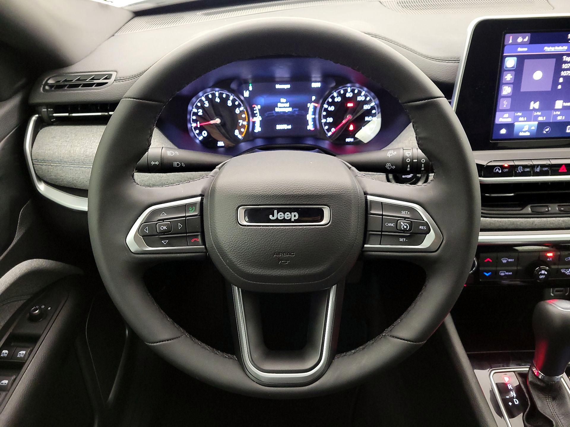 Thumbnail: 2025 Jeep Compass - 10