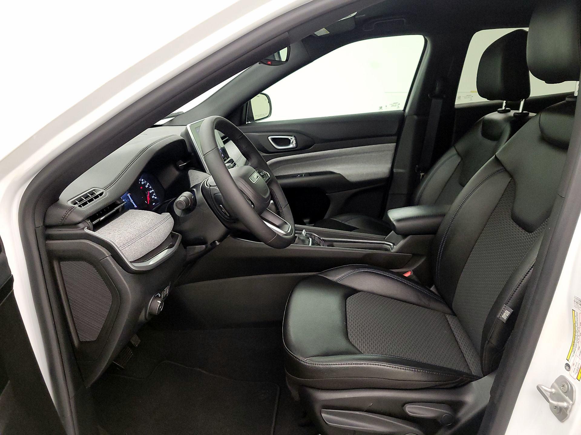 Thumbnail: 2025 Jeep Compass - 11