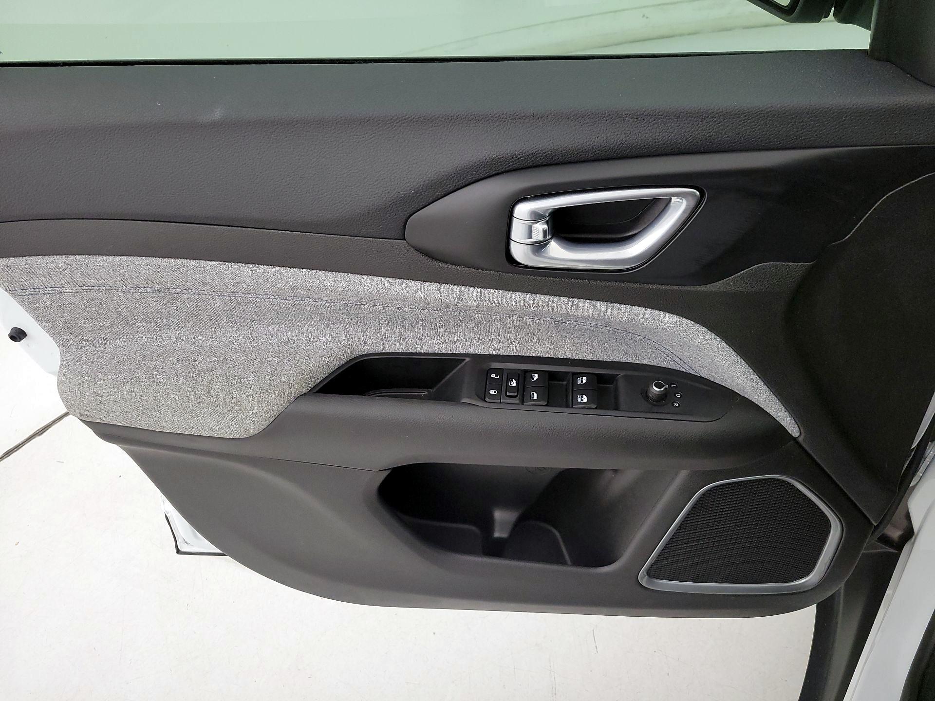 Thumbnail: 2025 Jeep Compass - 12