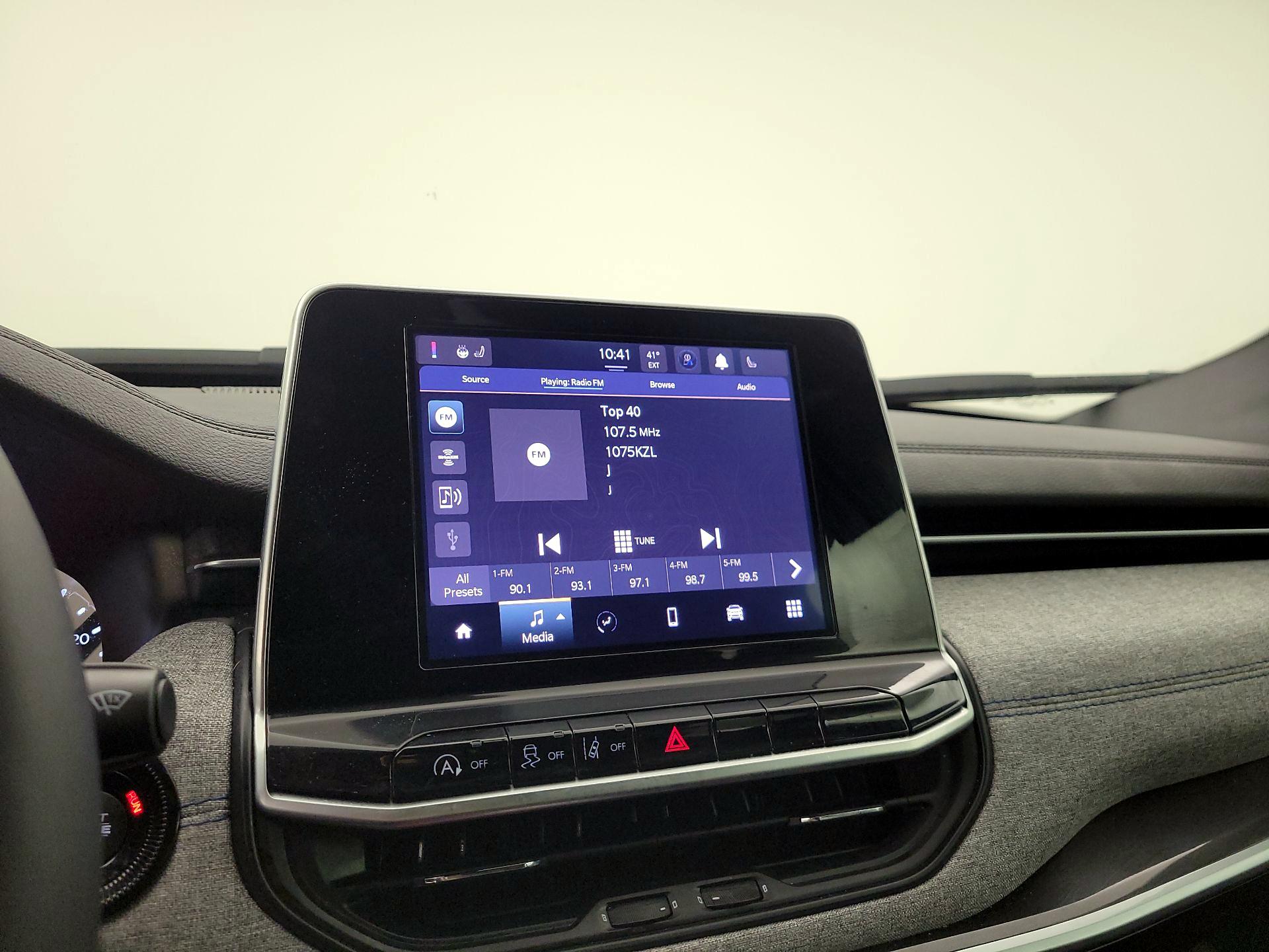 Thumbnail: 2025 Jeep Compass - 15