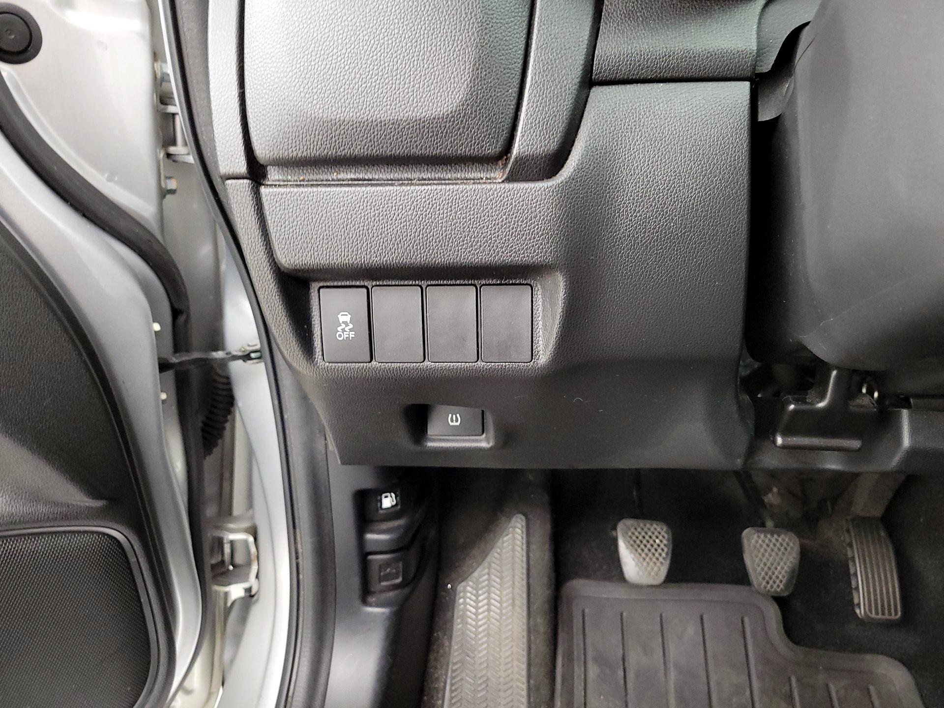 Thumbnail: 2015 Honda Fit - 13