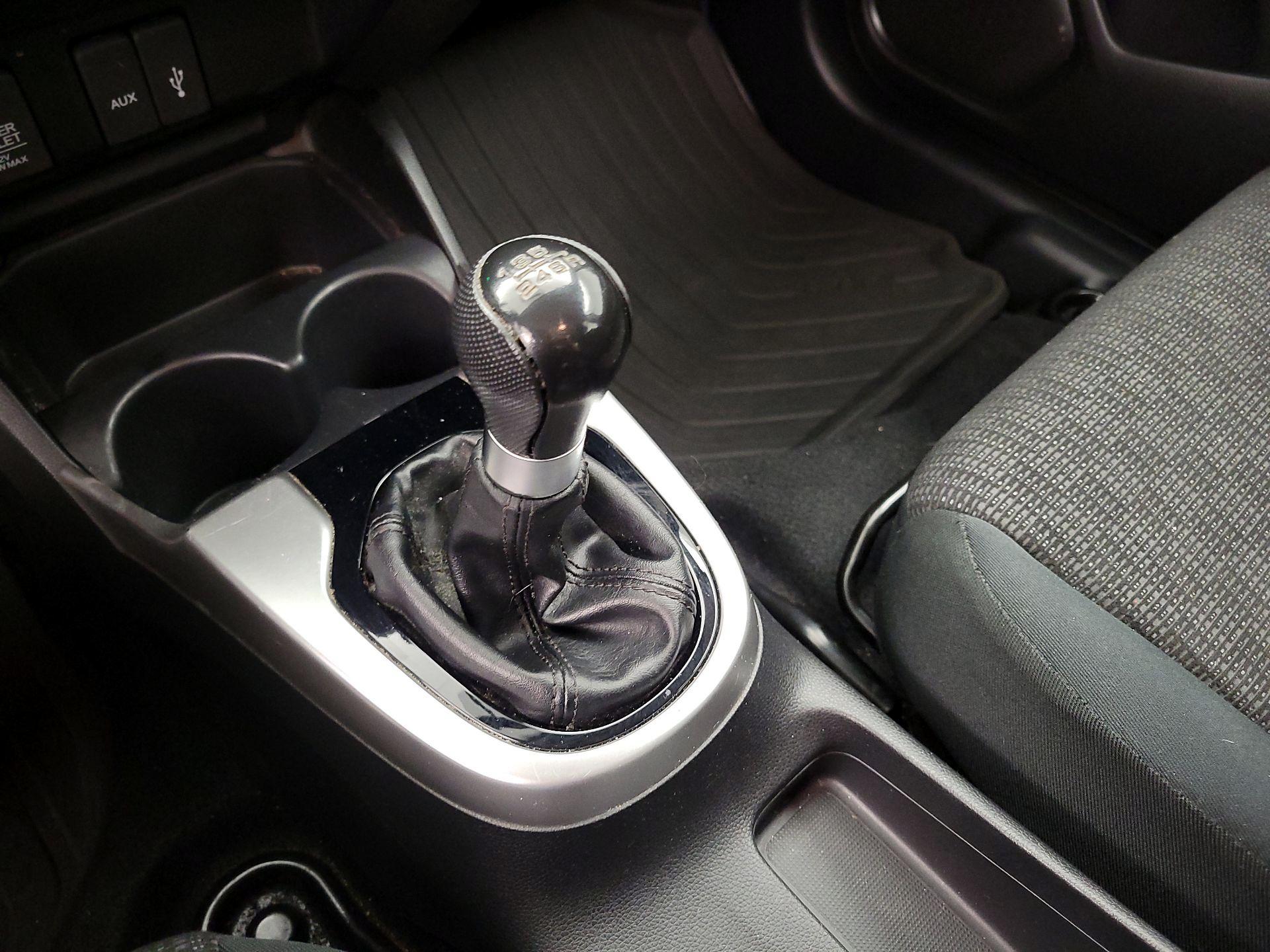 Thumbnail: 2015 Honda Fit - 17