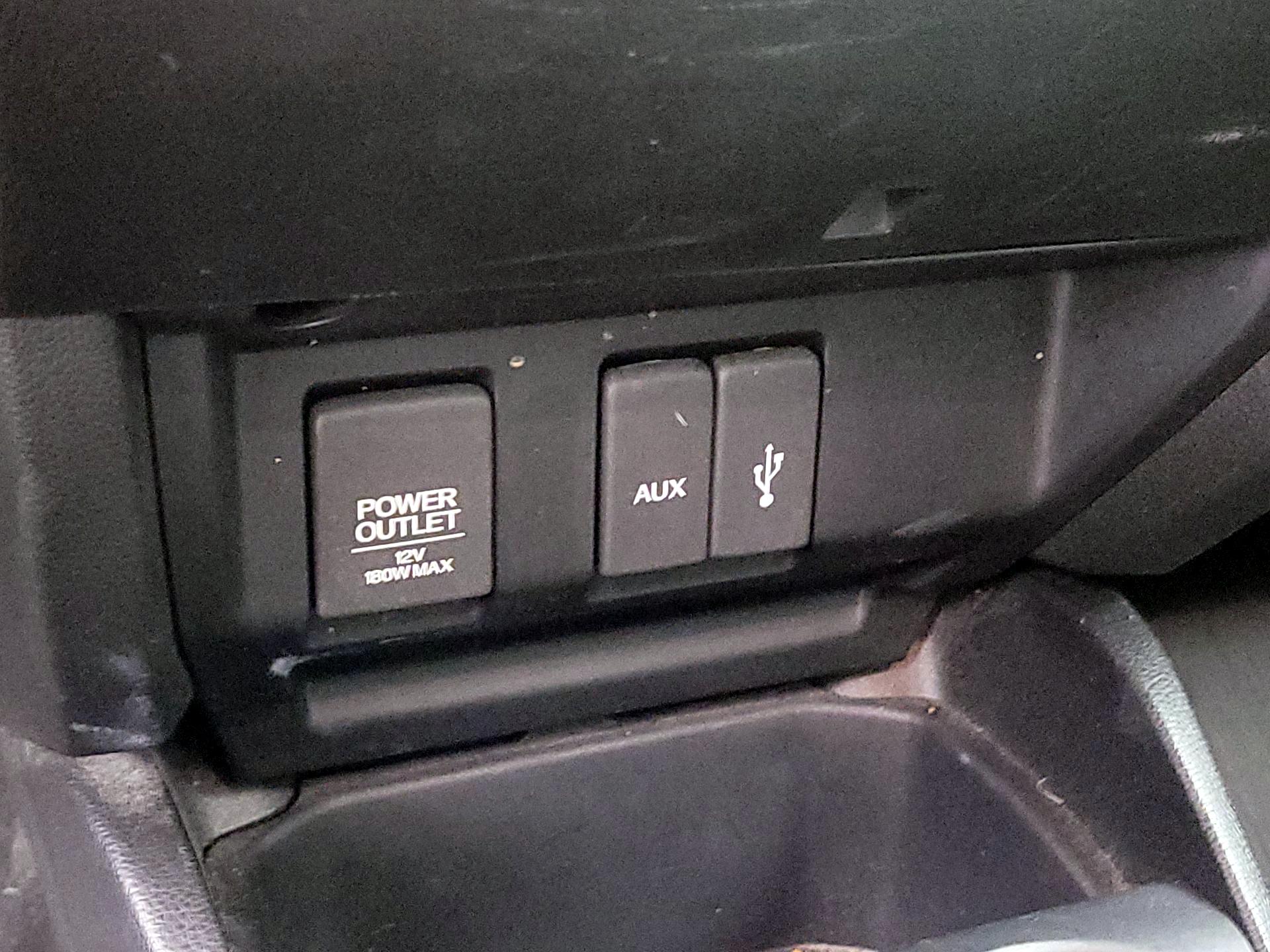 Thumbnail: 2015 Honda Fit - 18