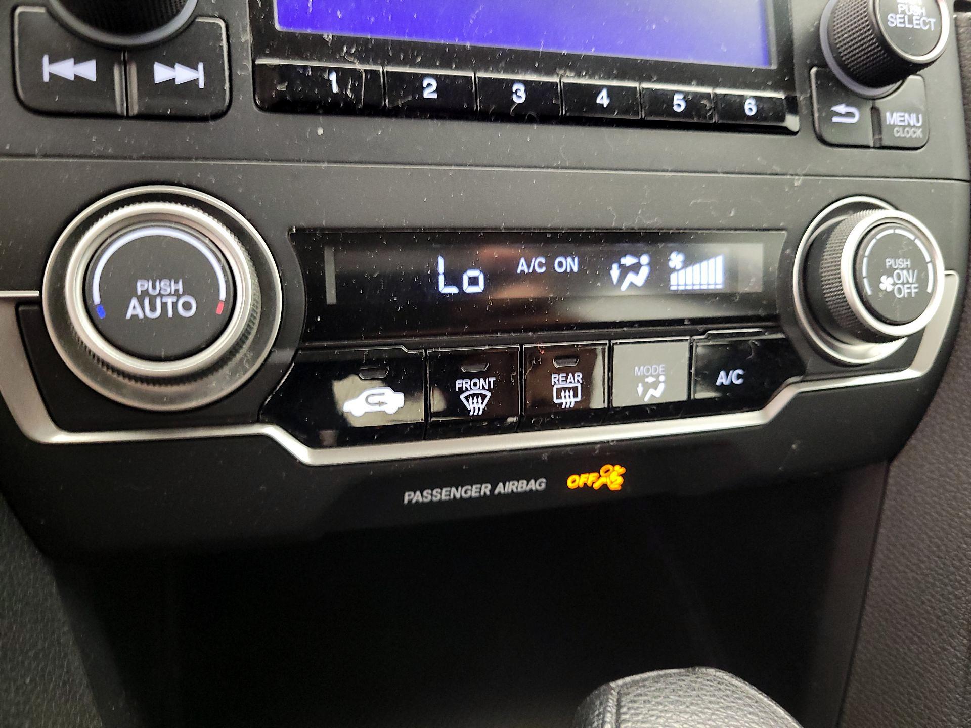 Thumbnail: 2016 Honda Civic - 16